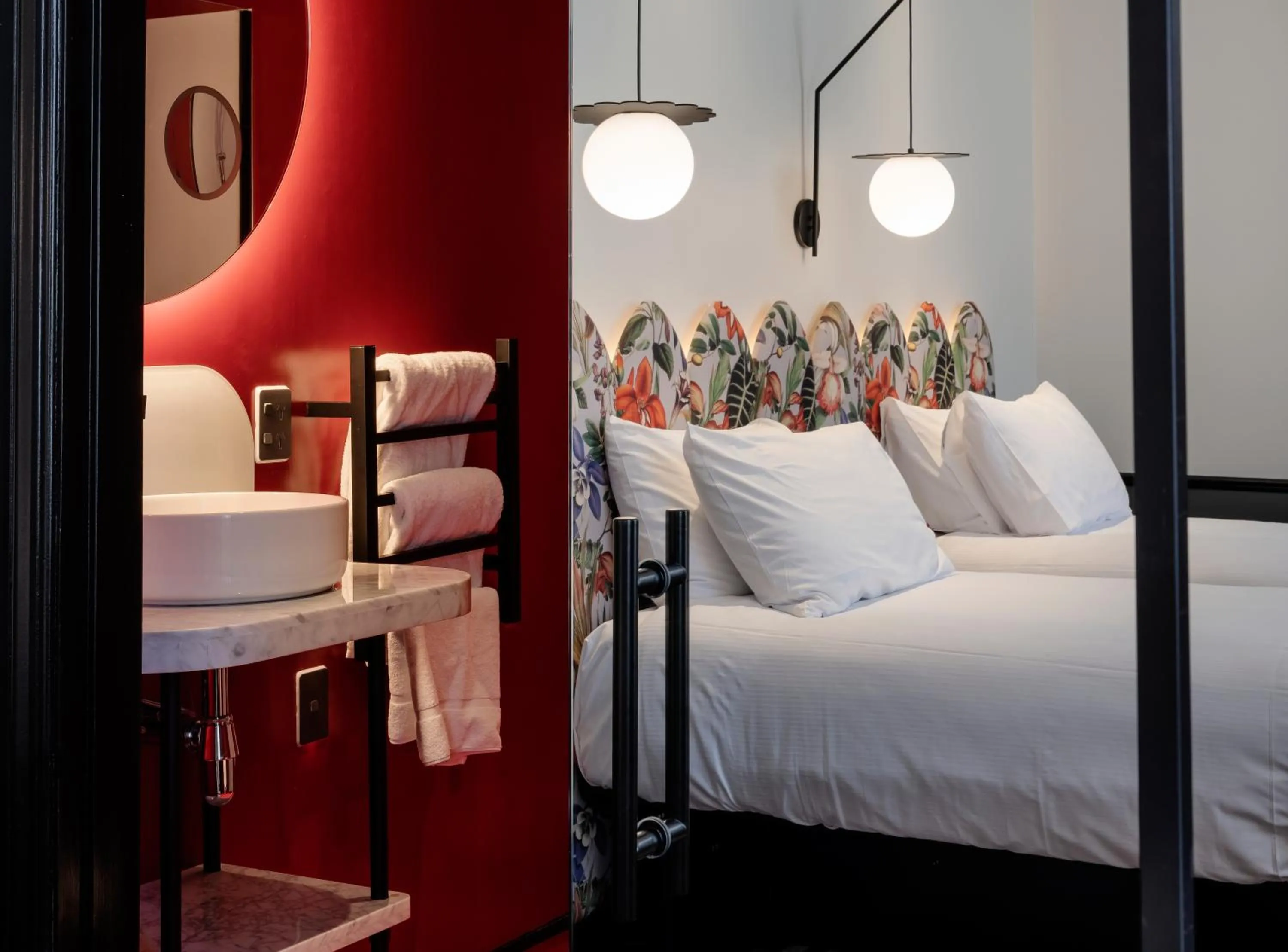 Photo of the whole room, Bed in Naumi Studio Wellington