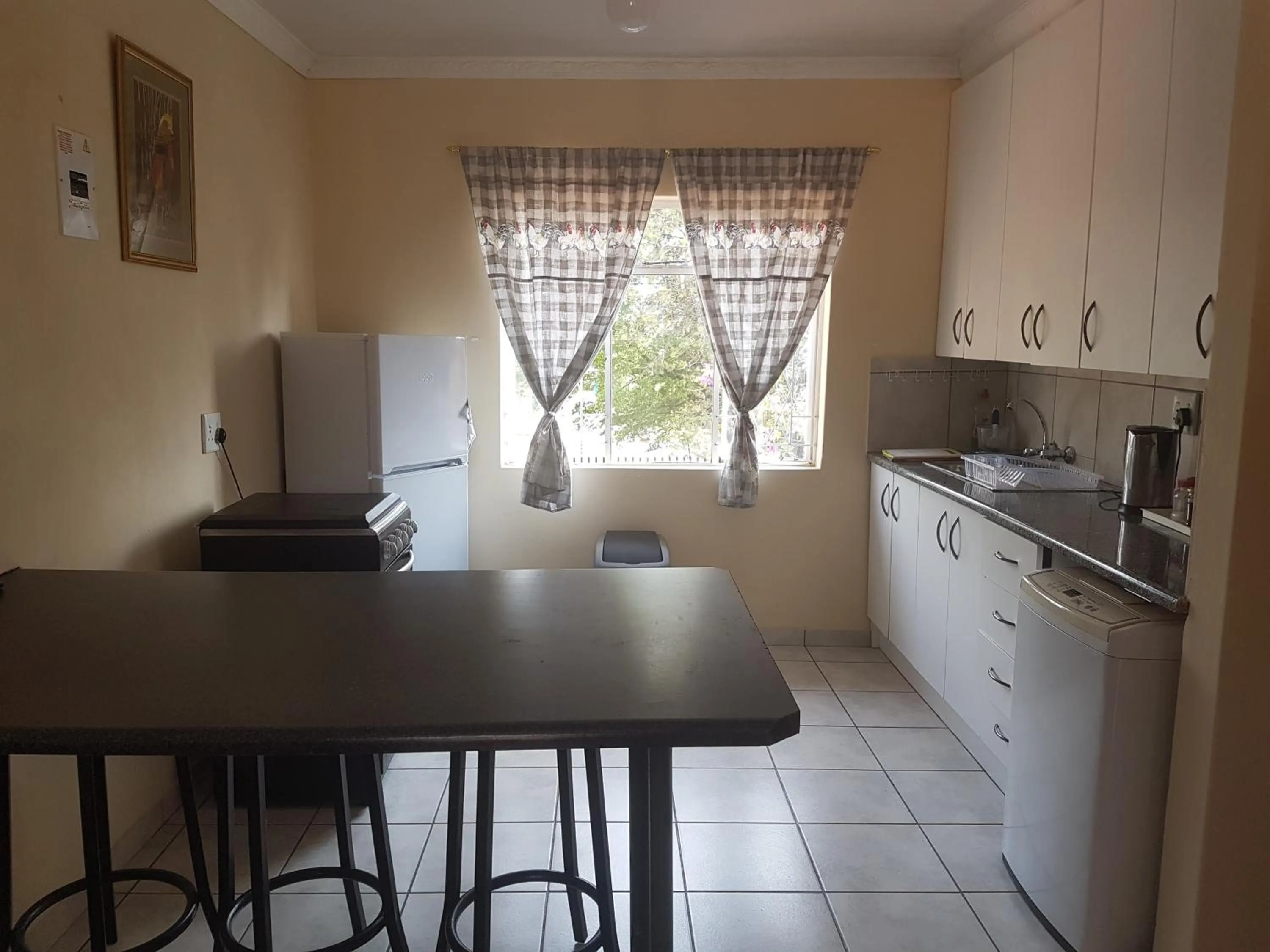 Kitchen or kitchenette in Amberlight Self Catering Accommodation