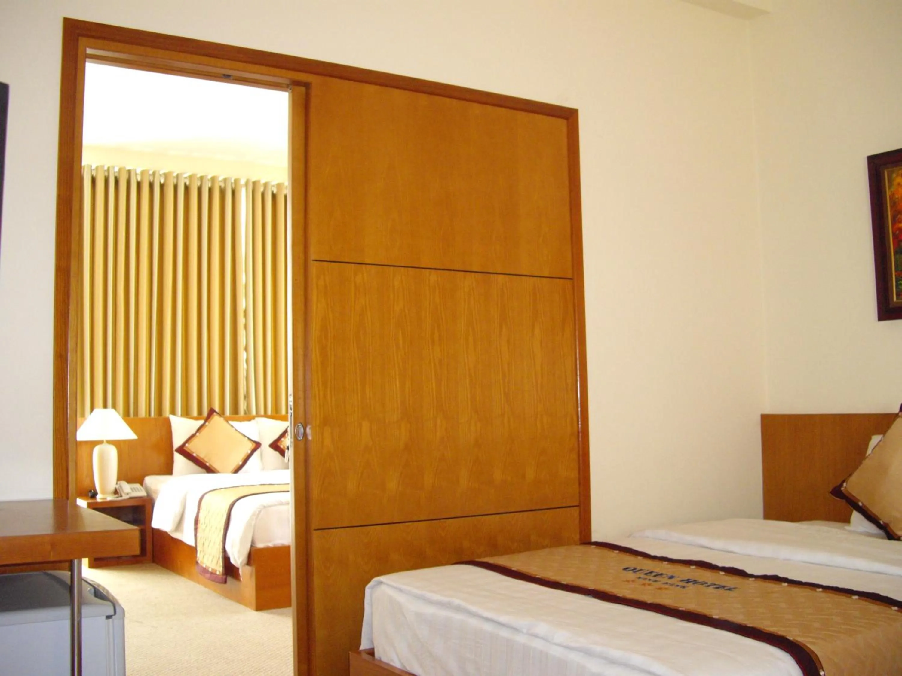 Bedroom, Bed in The Queen Hotel Ninh Binh