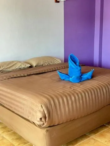 Bed in Lanta Bee Garden Bungalow SHA Extra Plus