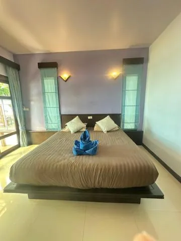Bed in Lanta Bee Garden Bungalow SHA Extra Plus