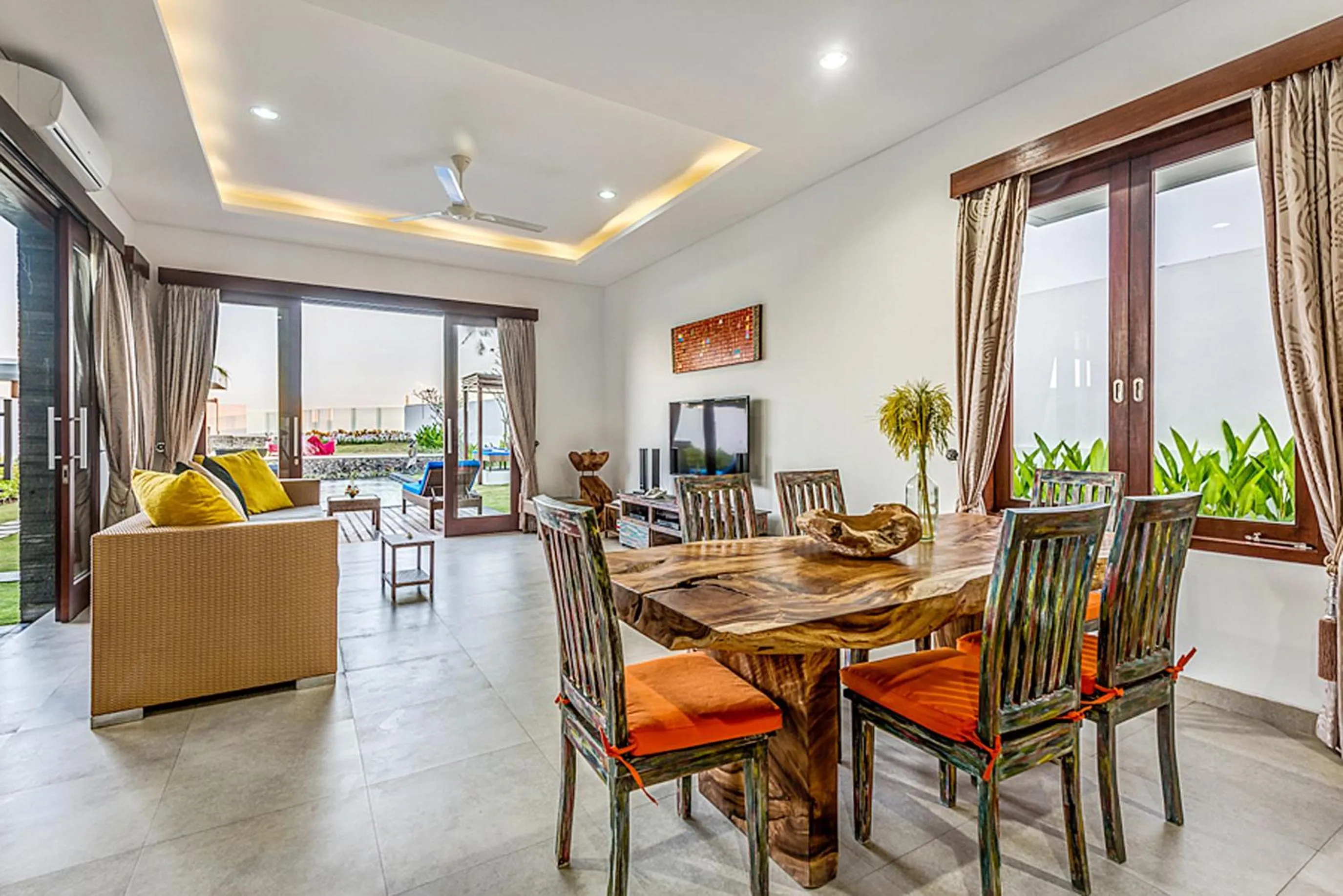 Dining area in Bali Diamond Estates & Villas