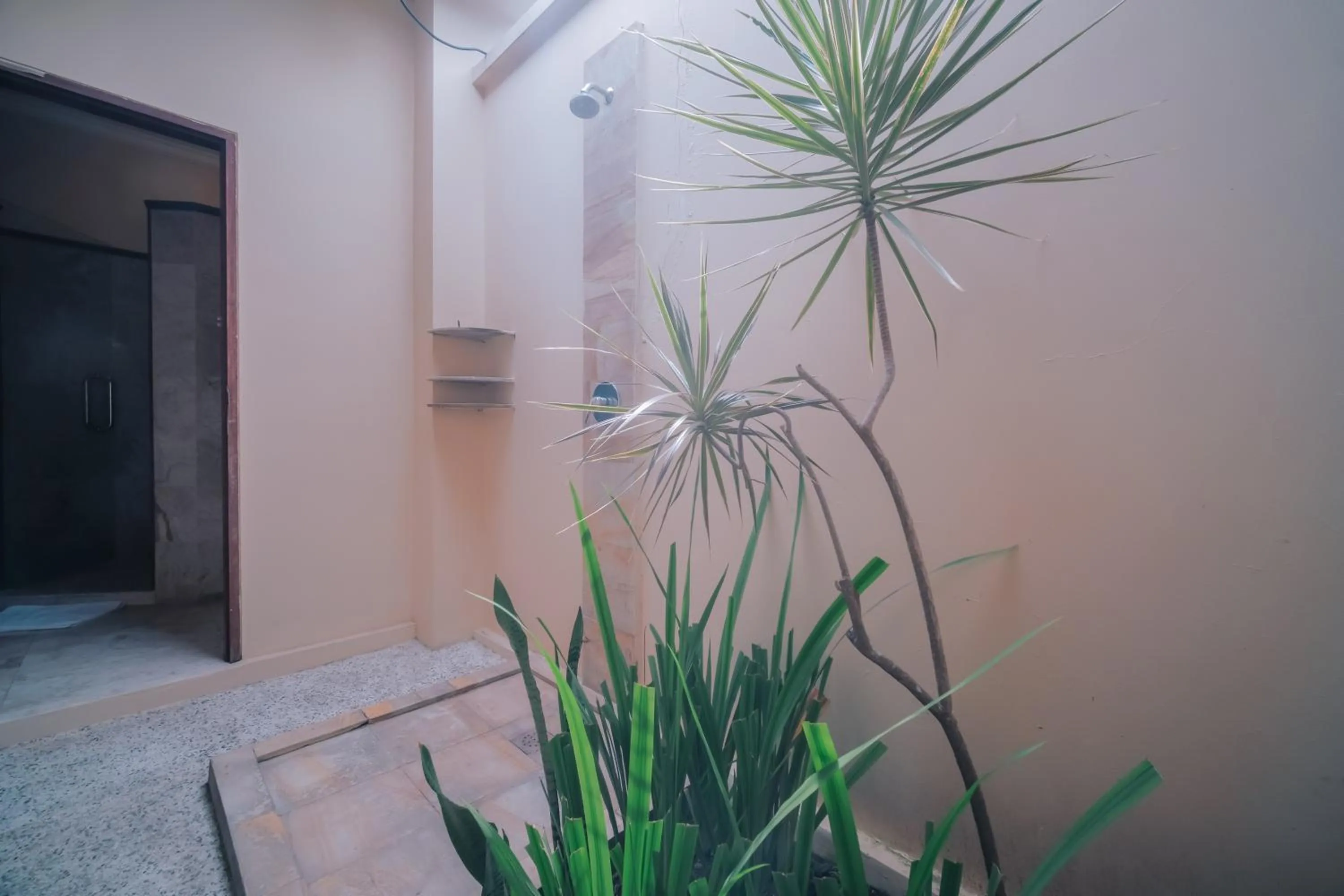 Shower in Bali Diamond Estates & Villas