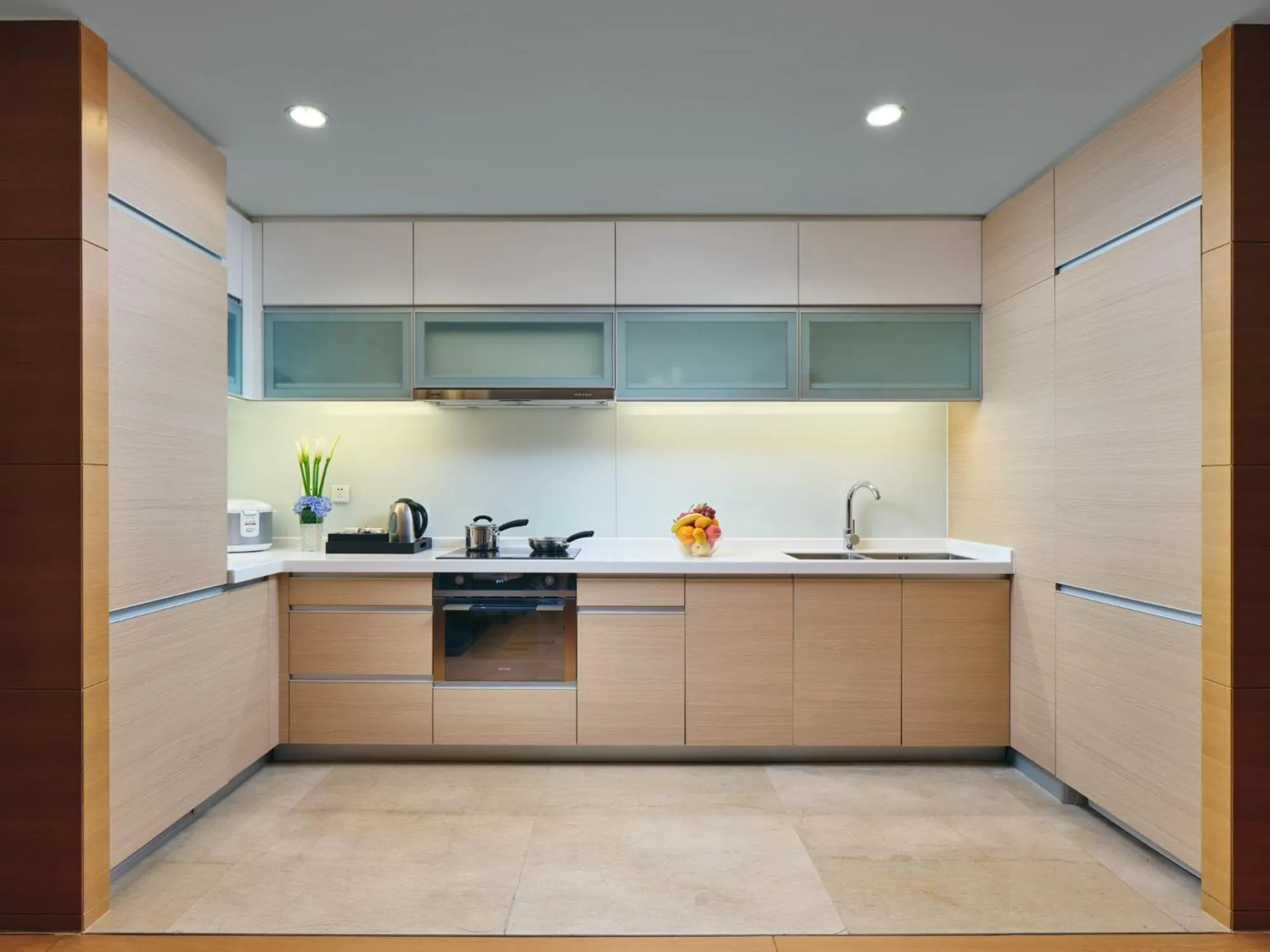 Kitchen or kitchenette in Grand ParcVue Hotel Residence Chengdu