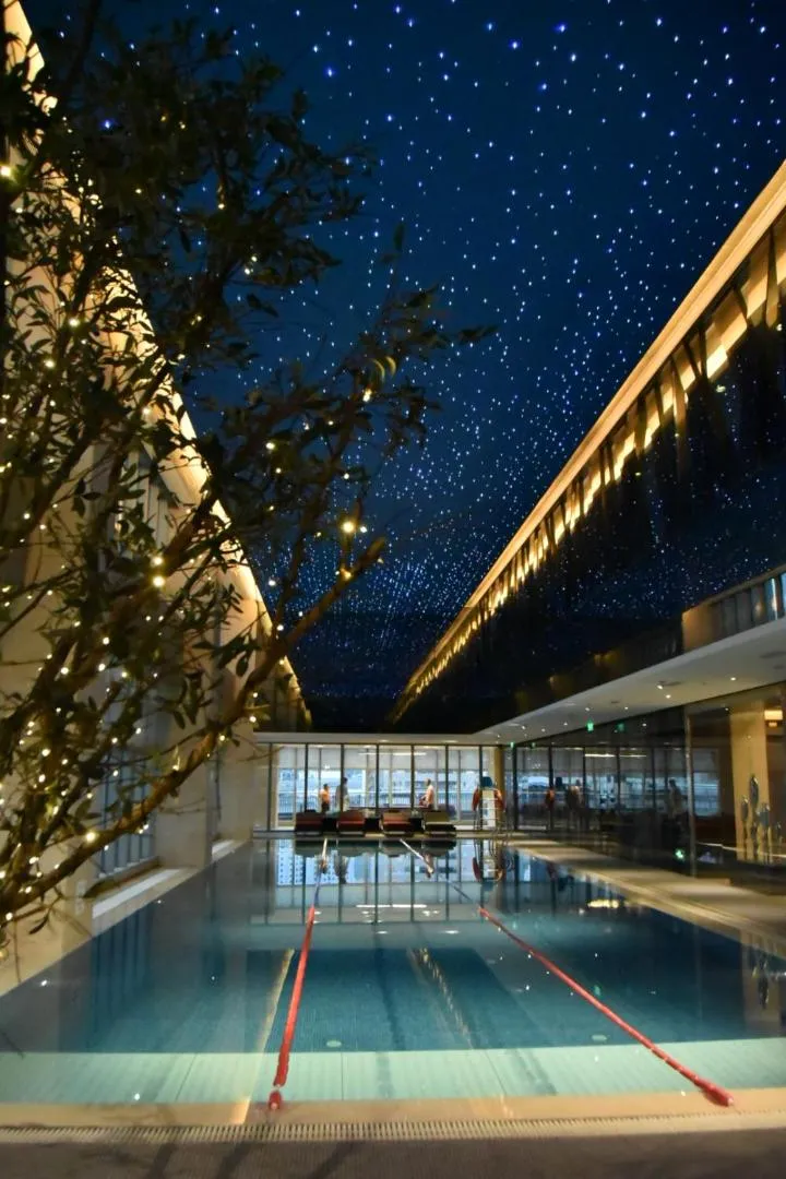 Swimming pool in Grand ParcVue Hotel Residence Chengdu