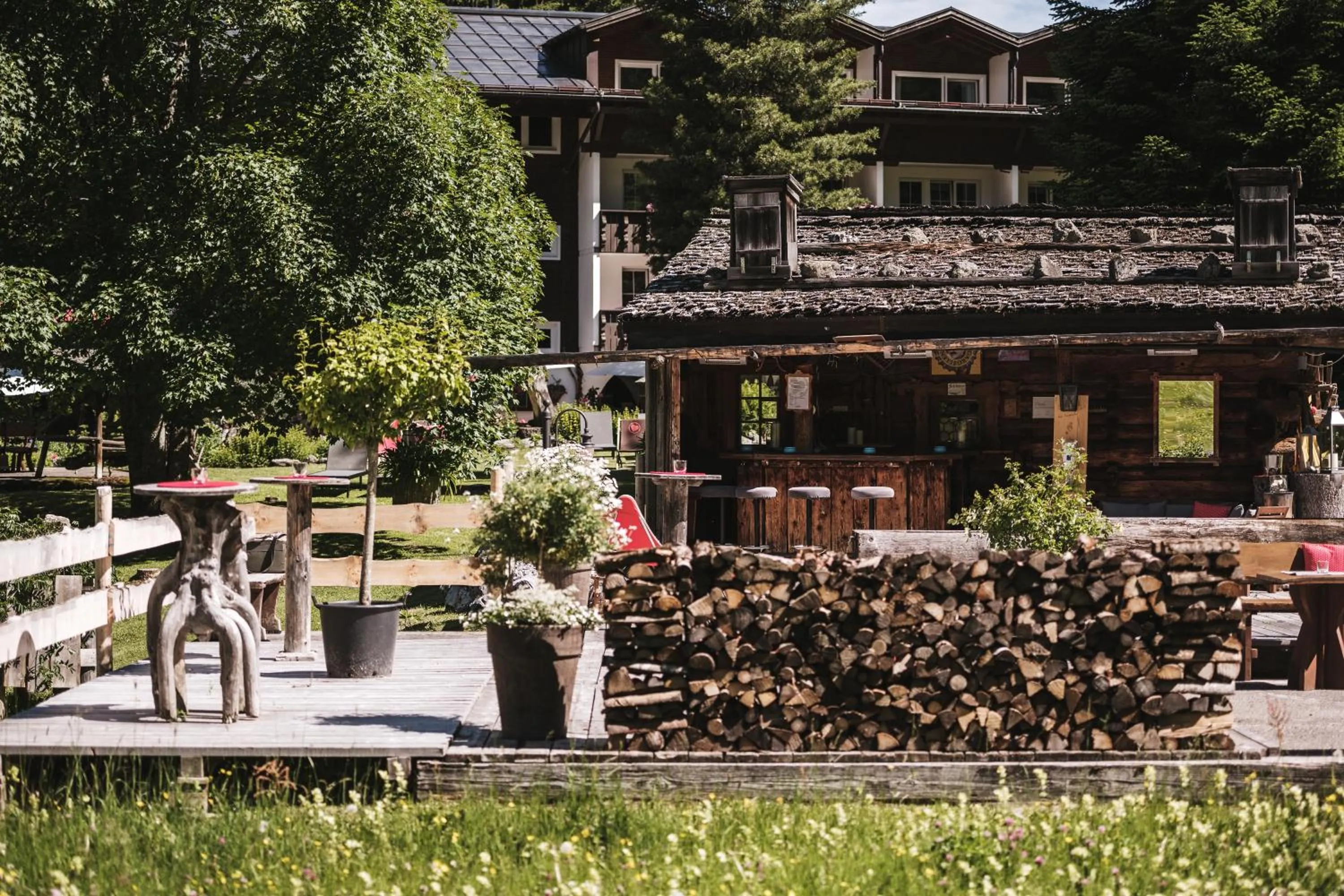Property building in Heimspitze - Alpenhotel & Wirtshaus
