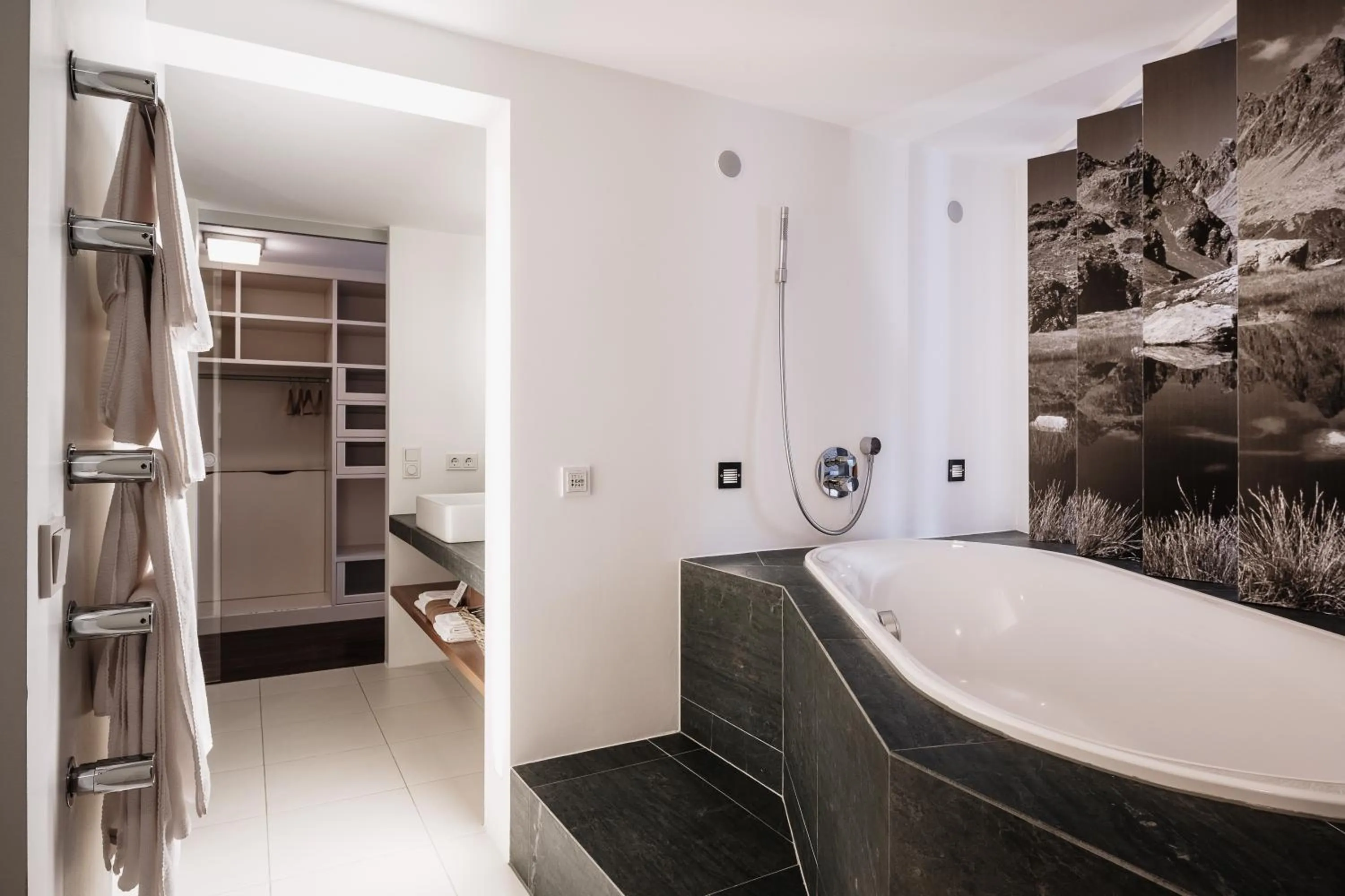 Bathroom in Heimspitze - Alpenhotel & Wirtshaus