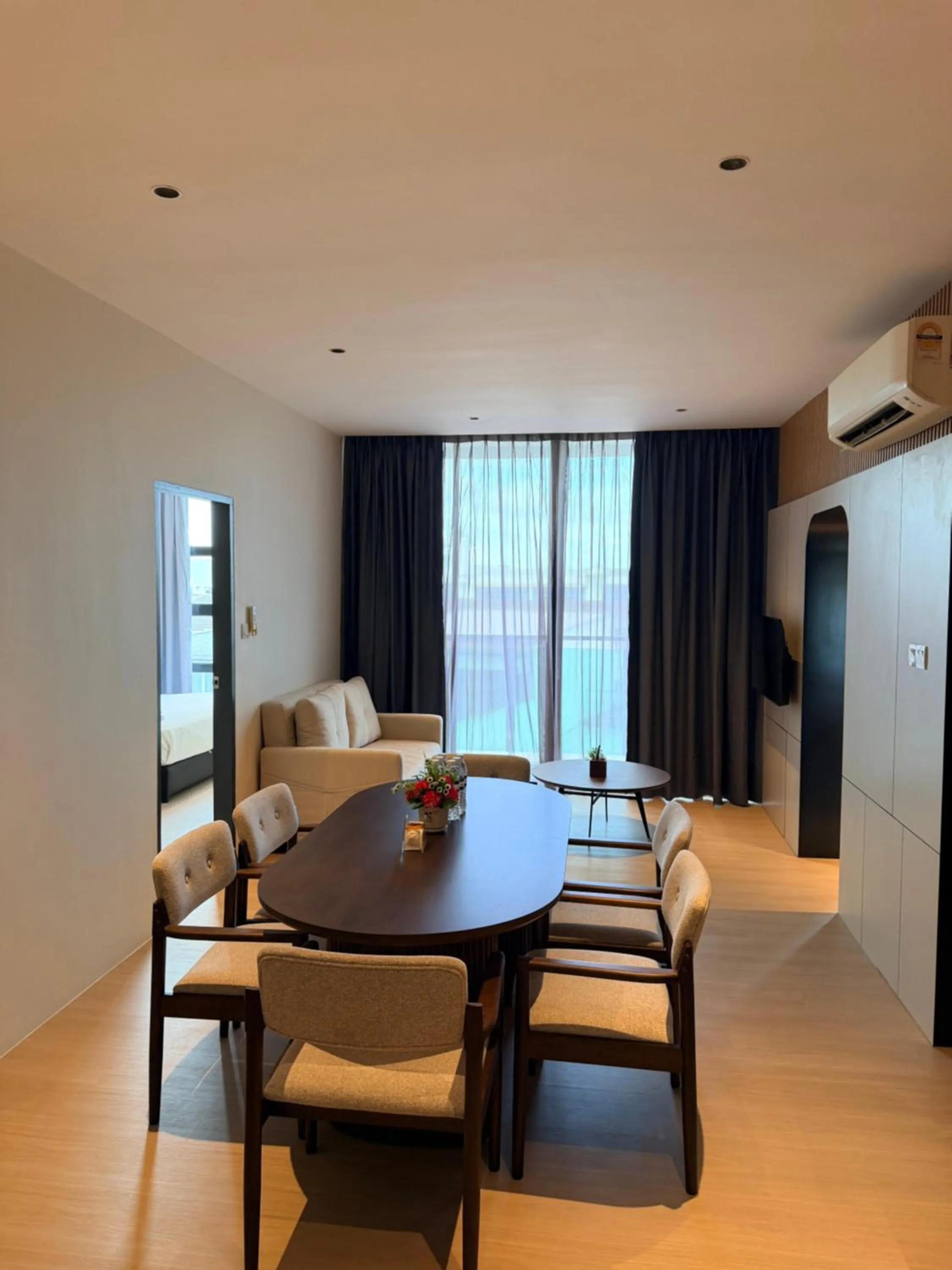 TV and multimedia in Roxy Hotel 3rd Mile