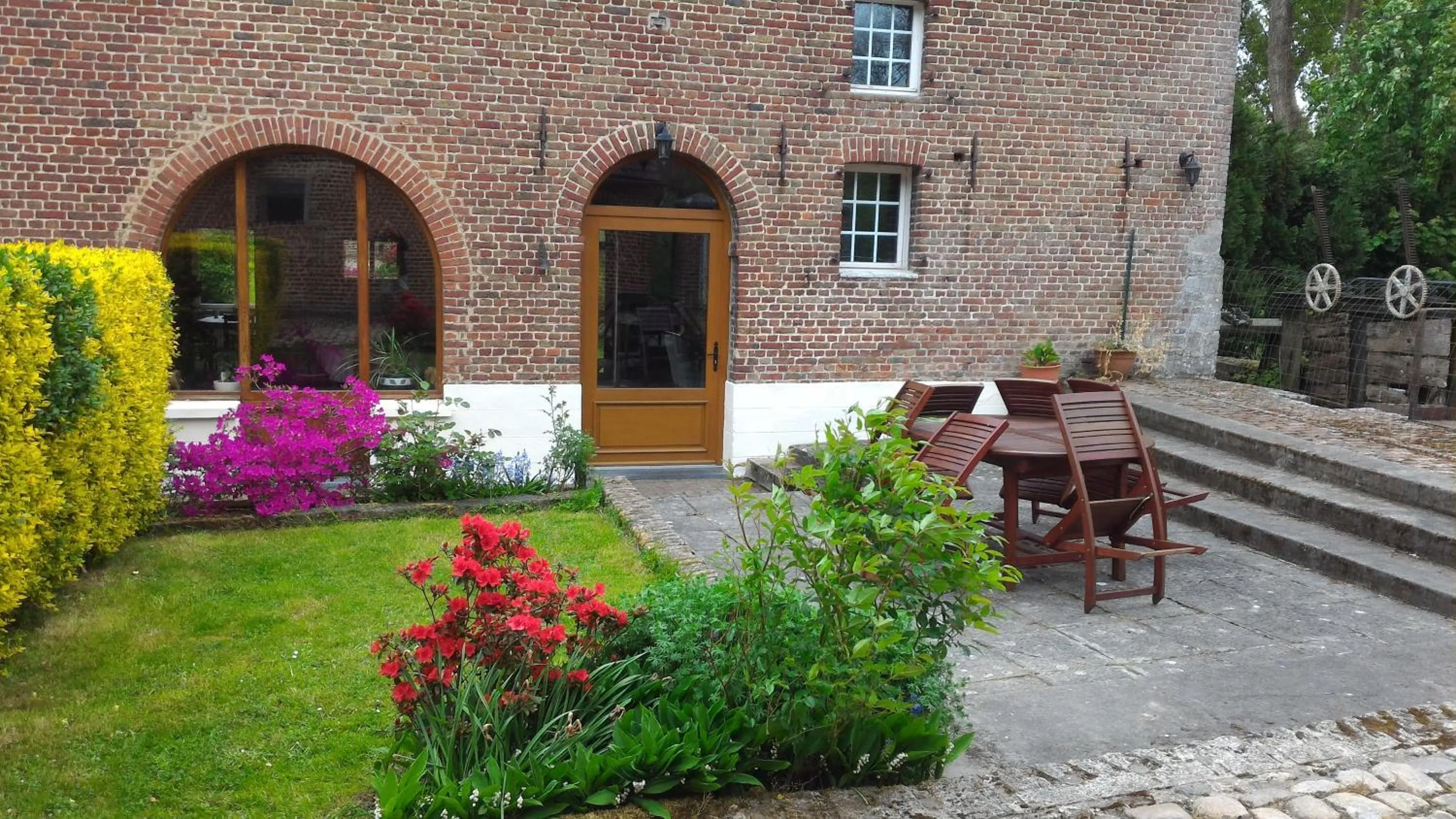 Patio in Le moulin de Cohem