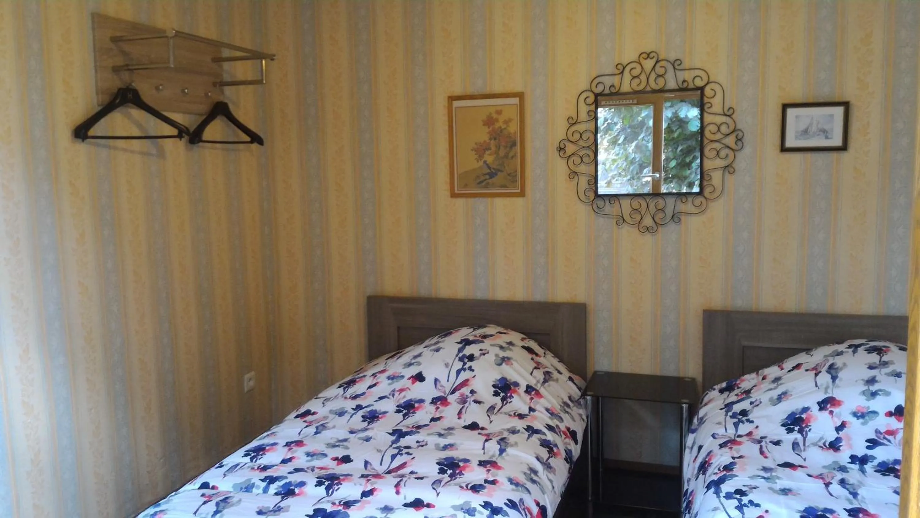 Bedroom, Bed in Le moulin de Cohem