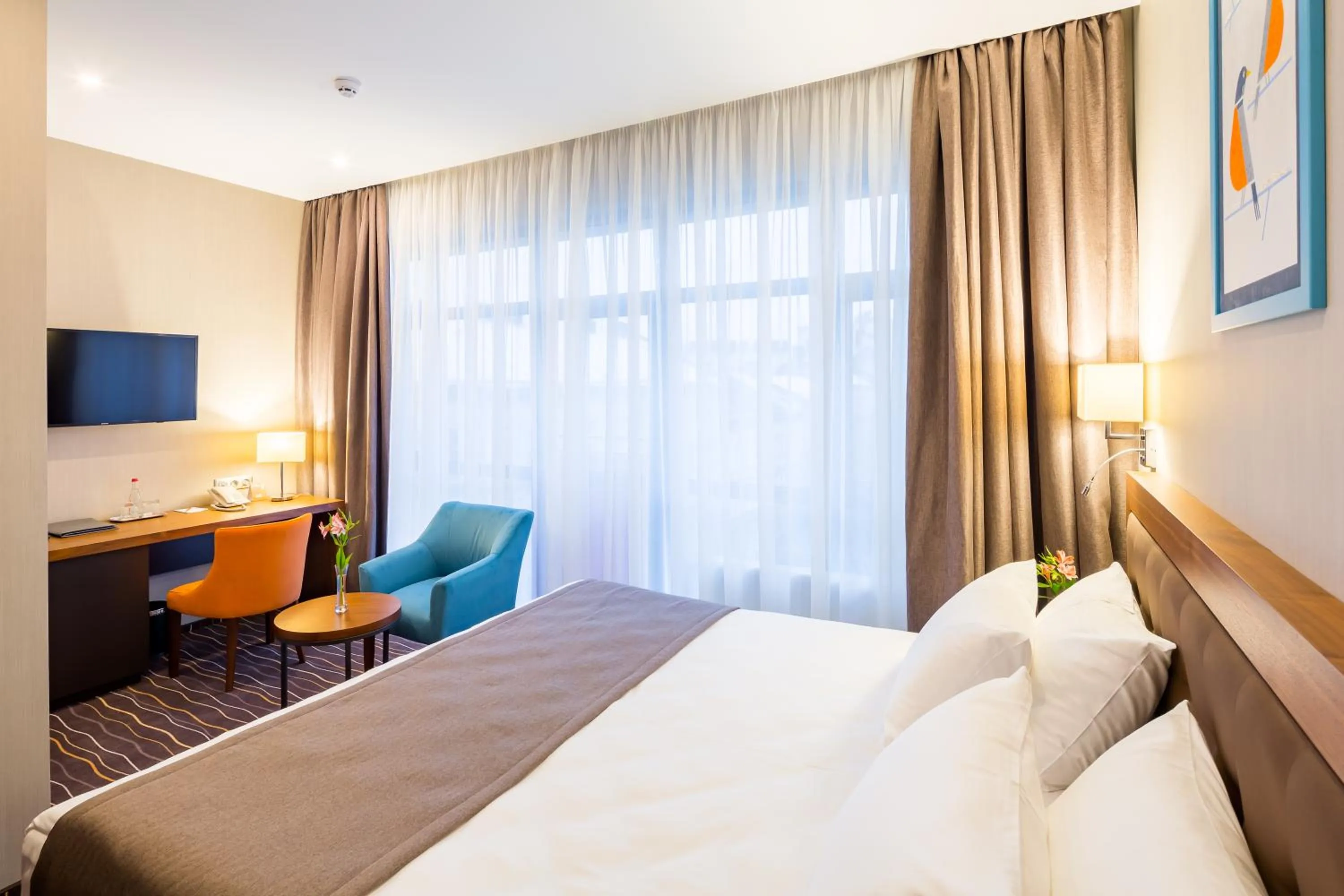 Photo of the whole room, Bed in Taurus City Hotel