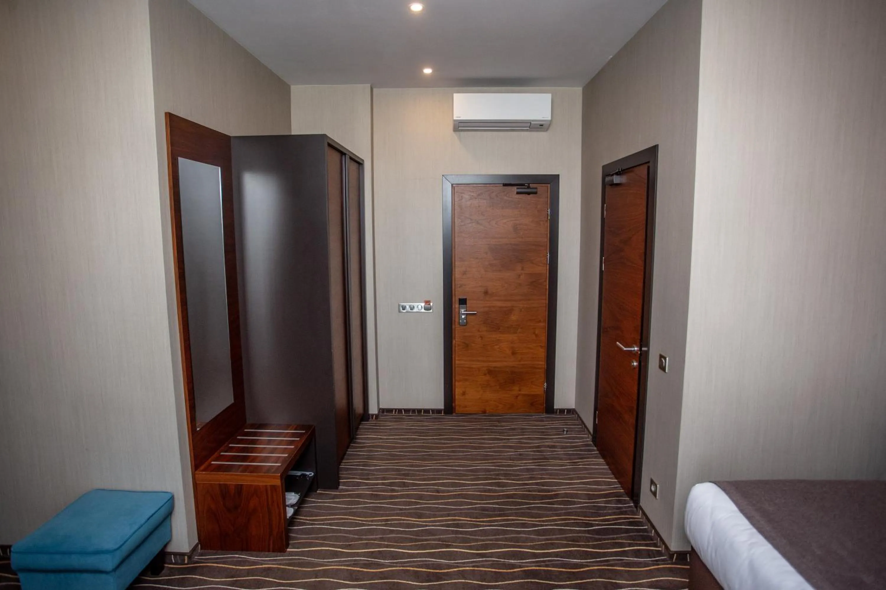 Photo of the whole room, Bed in Taurus City Hotel