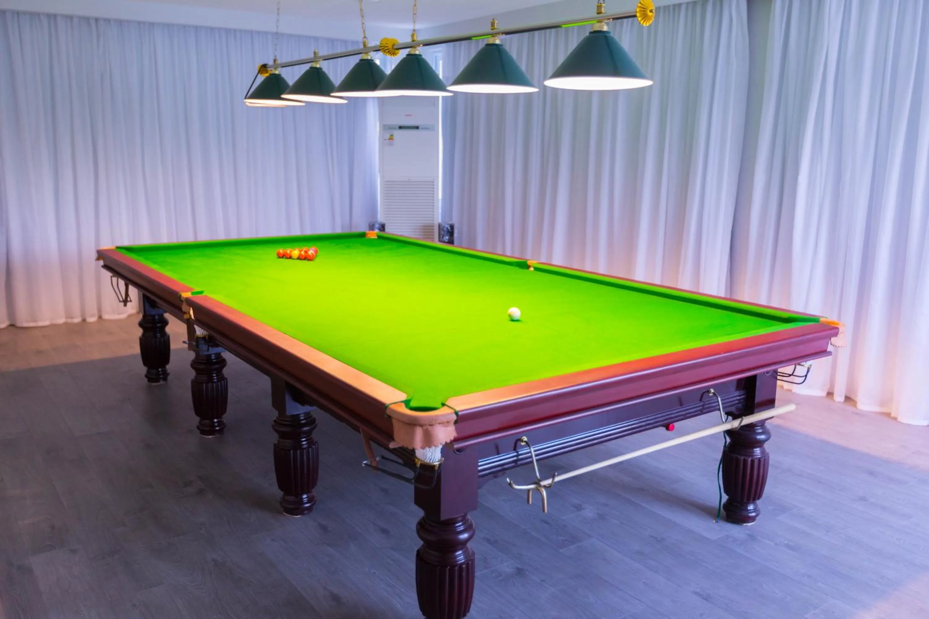 Lagoonie Lodge & Beach