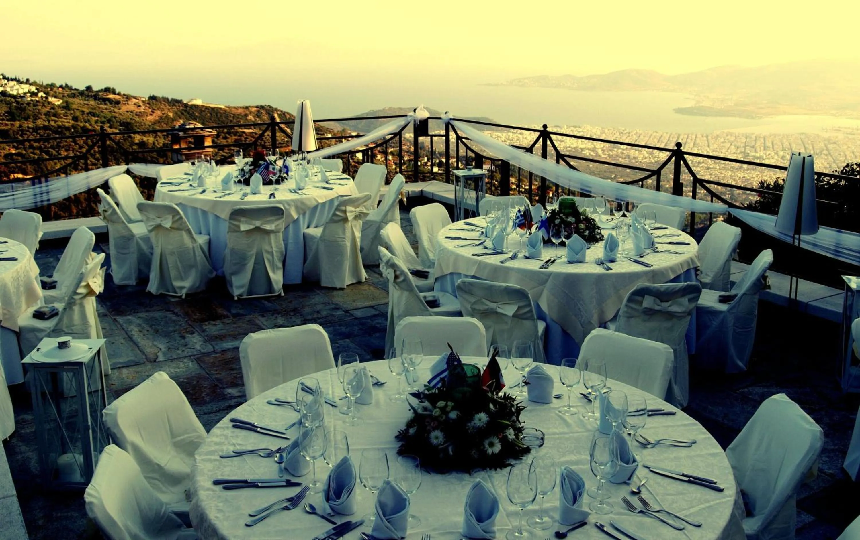 Banquet/Function facilities in Archontika Karamarlis