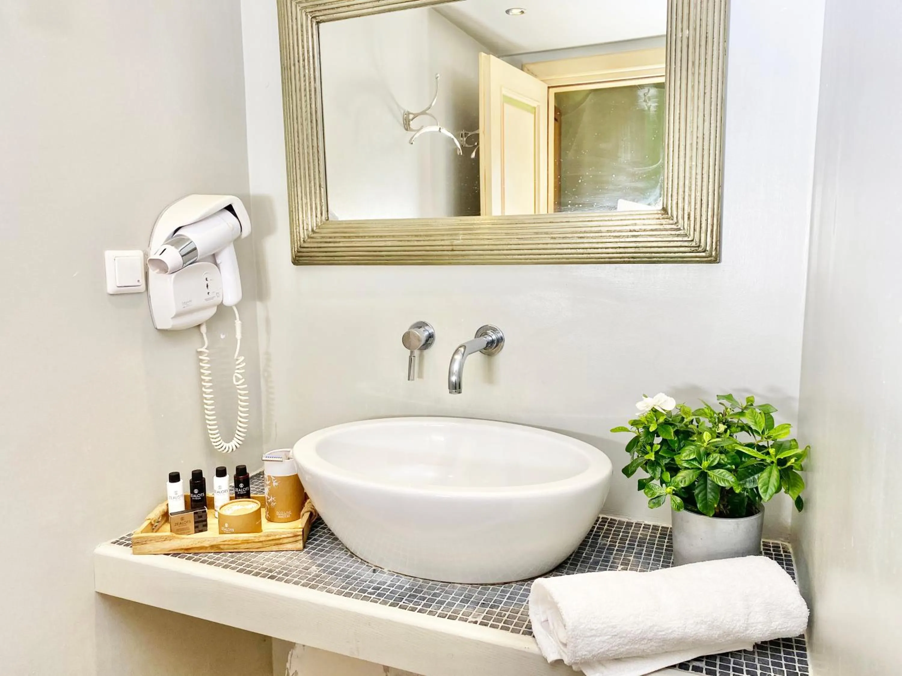 Archontika Karamarlis