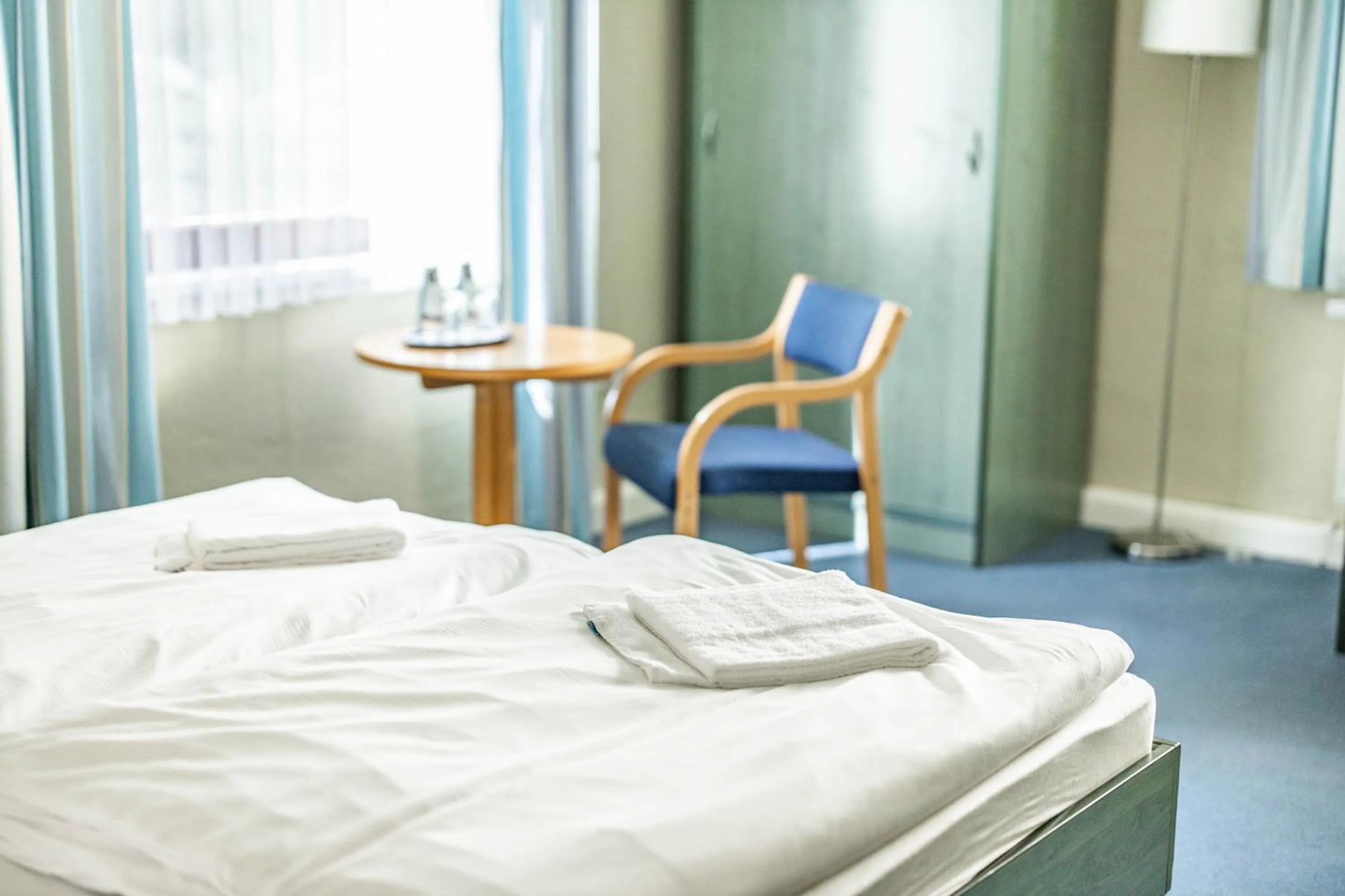 Photo of the whole room, Bed in Gästehaus Chorin