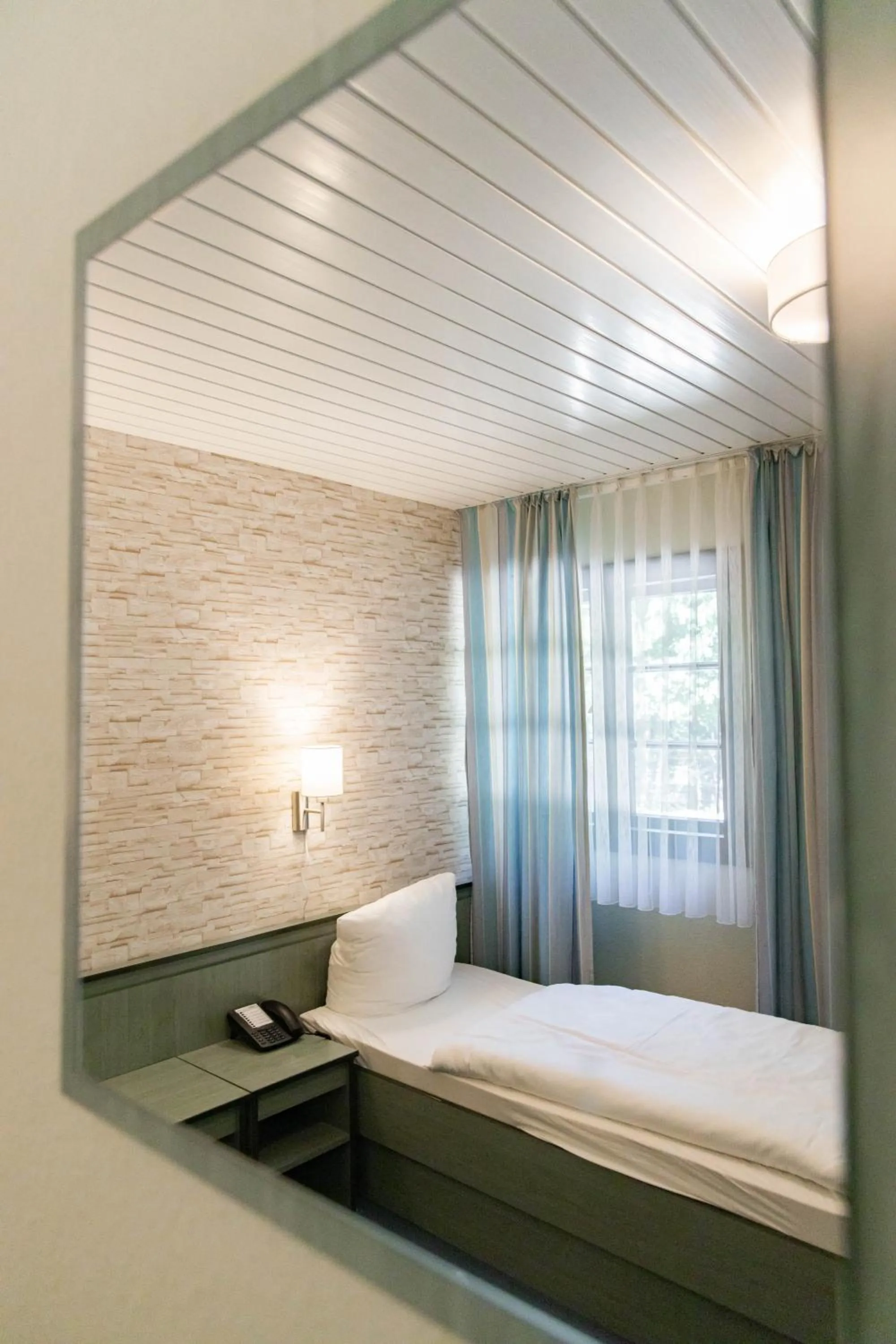 Bed in Gästehaus Chorin