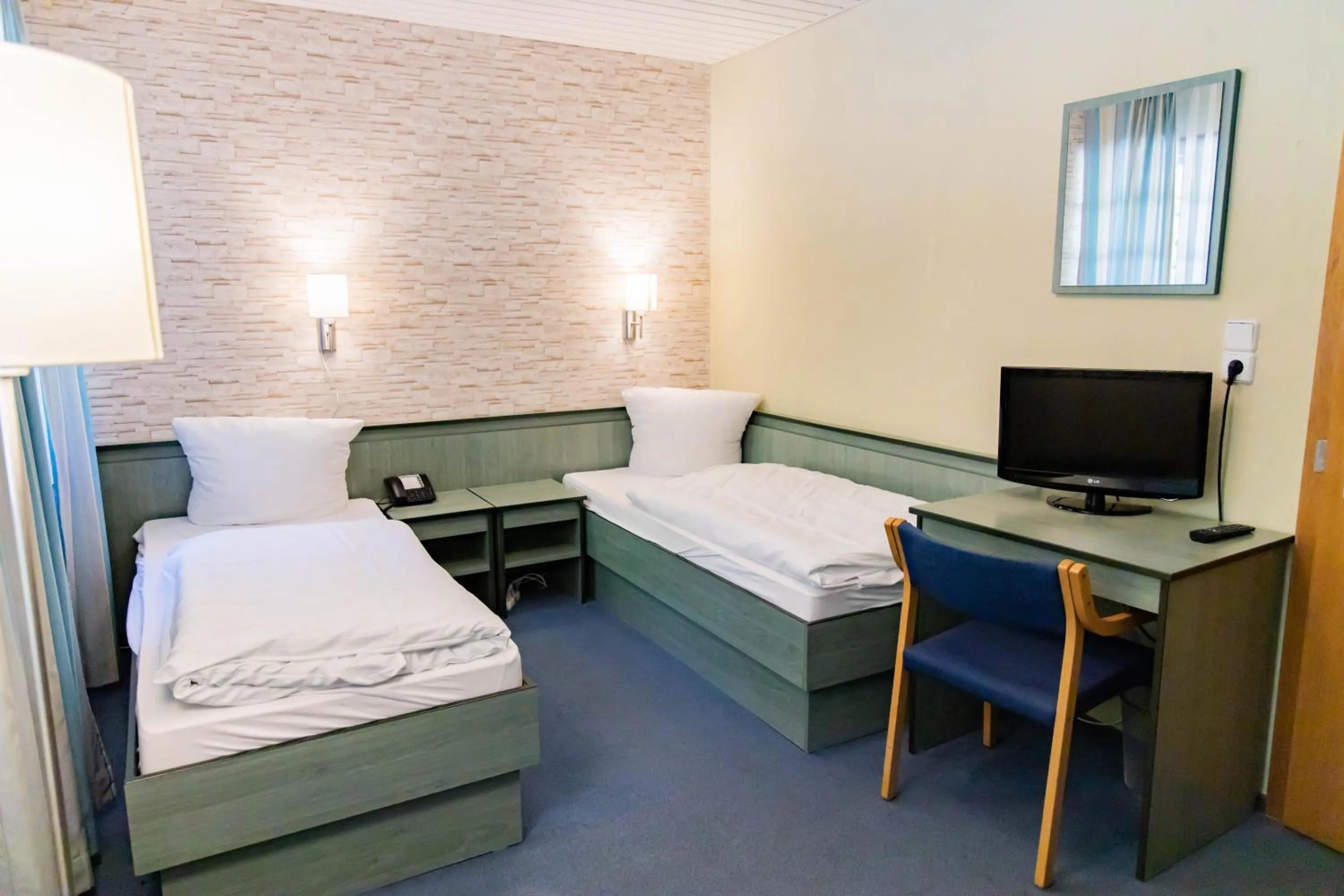 Bedroom, Bed in Gästehaus Chorin