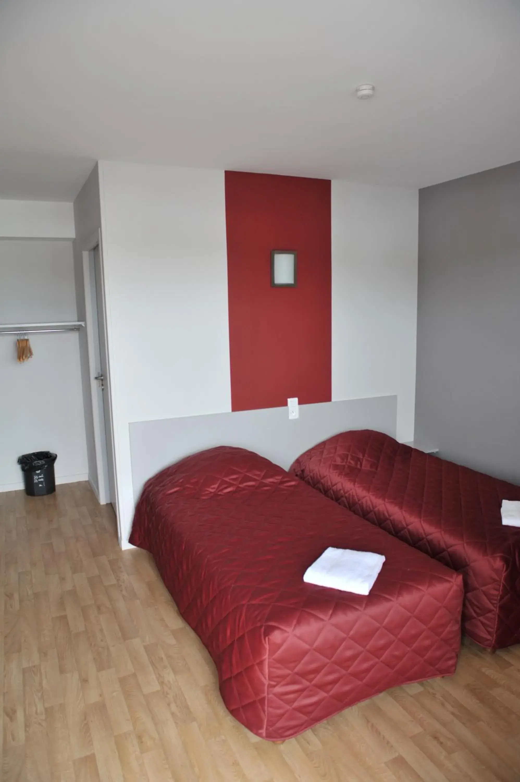 Standard Twin Room in Relais de Barbezieux Standard Twin Room in Relais de Barbezieux