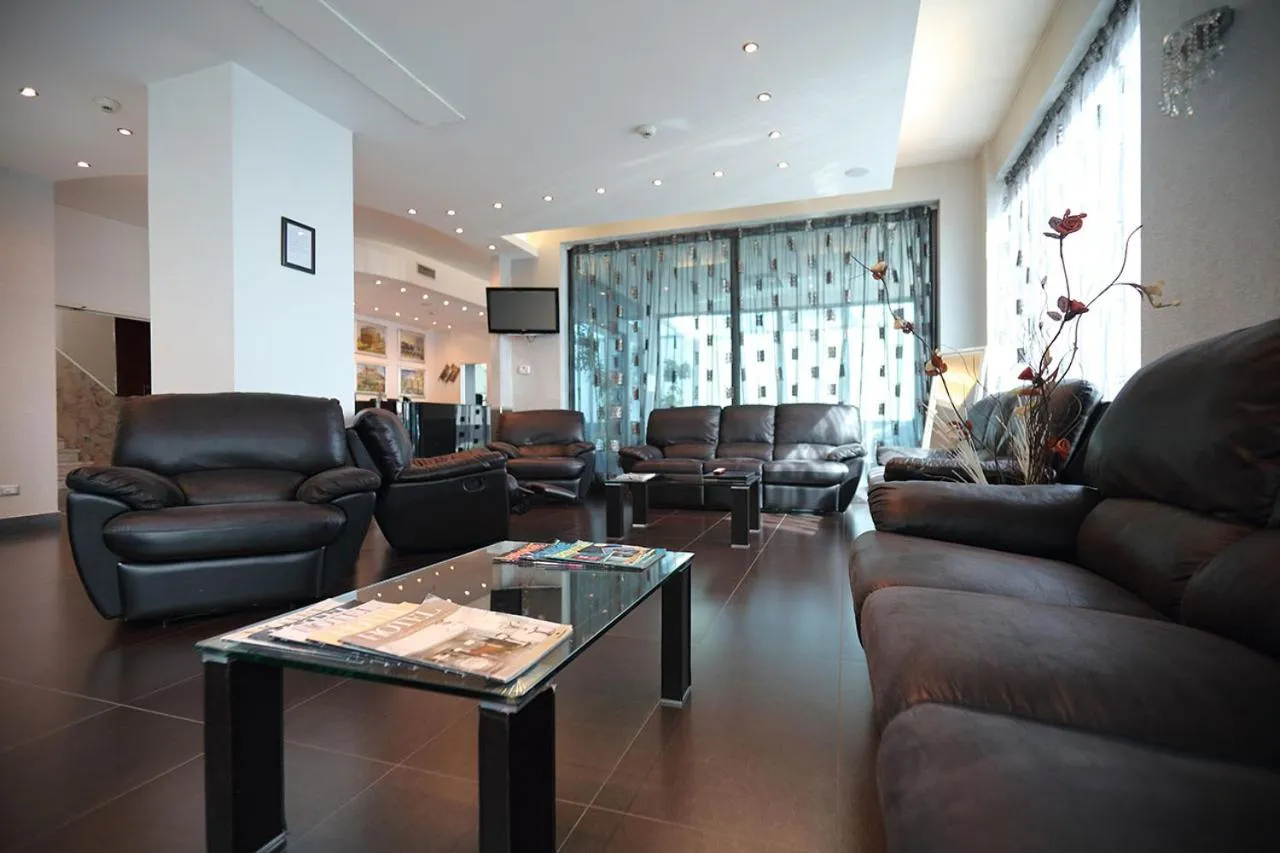 Living room in Hotel Relax Roma Nord