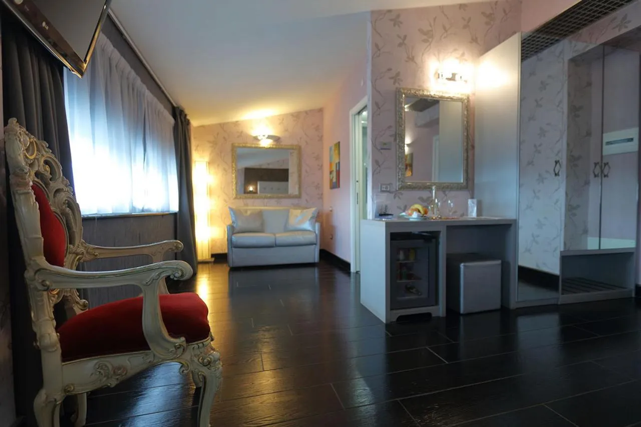 Photo of the whole room, Bed in Hotel Relax Roma Nord