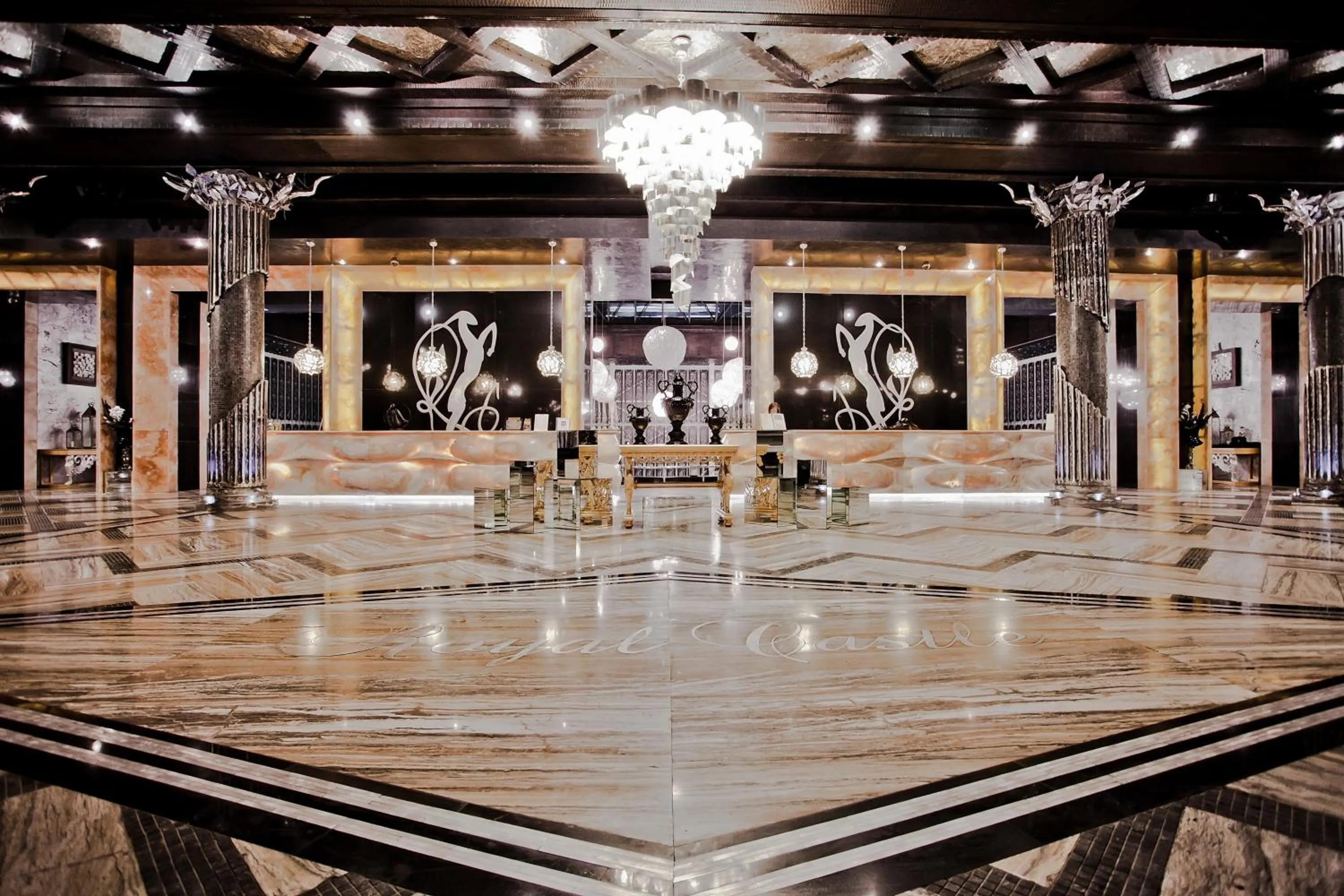 Lobby or reception in Royal Castle Design & SPA