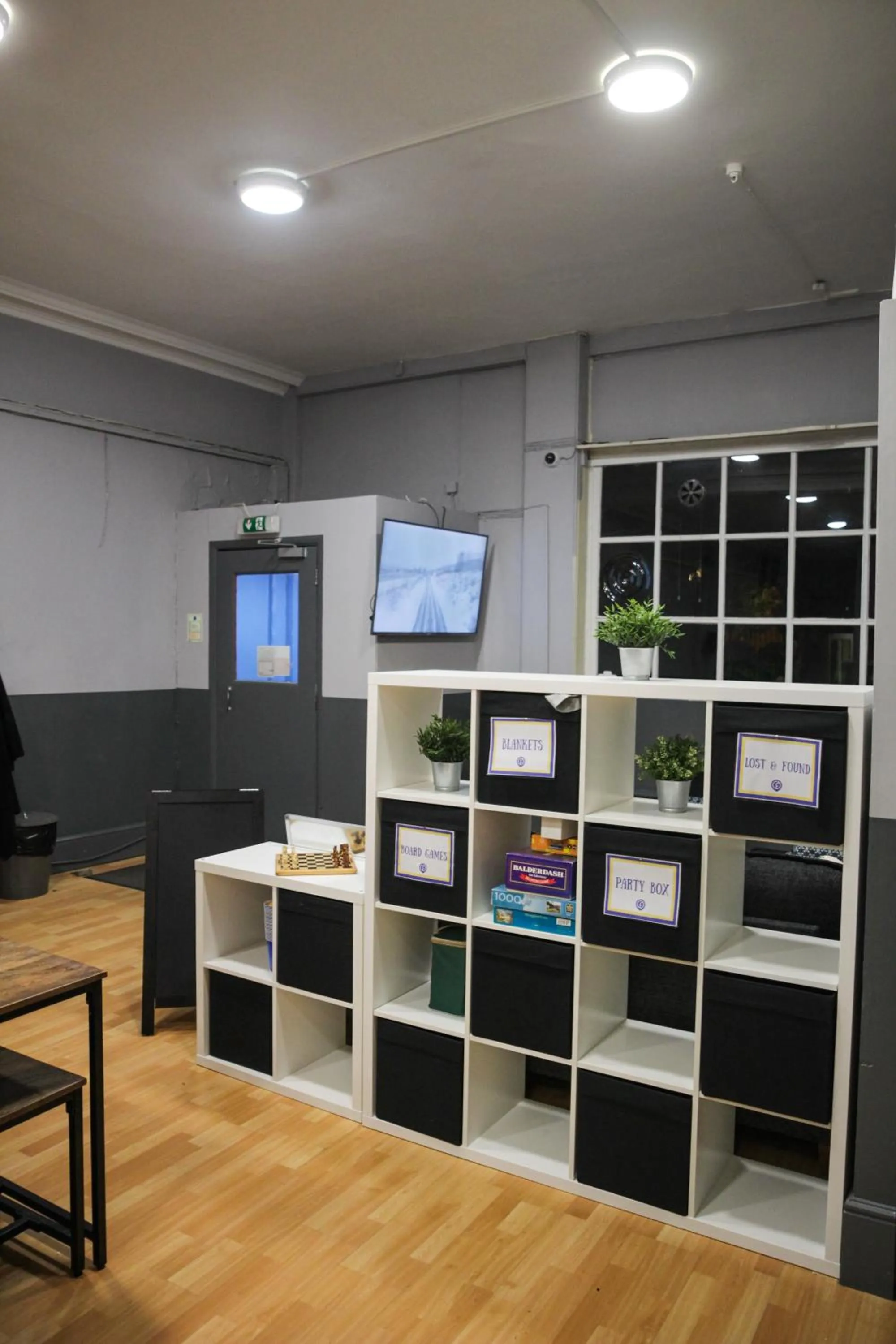 Communal lounge/ TV room in Onefam Waterloo 18-36 years old