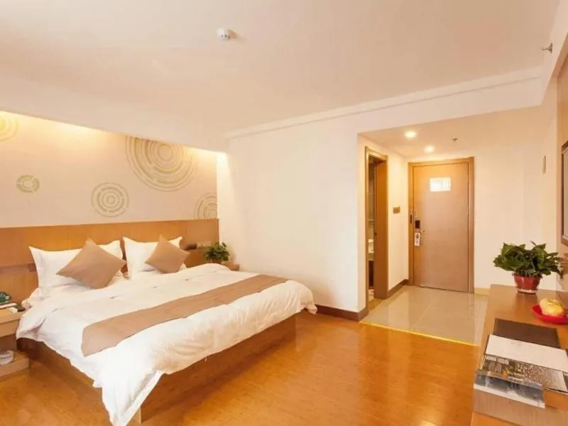 GreenTree Inn Shandong Jinan Changqing District Changqing university town Express Hotel