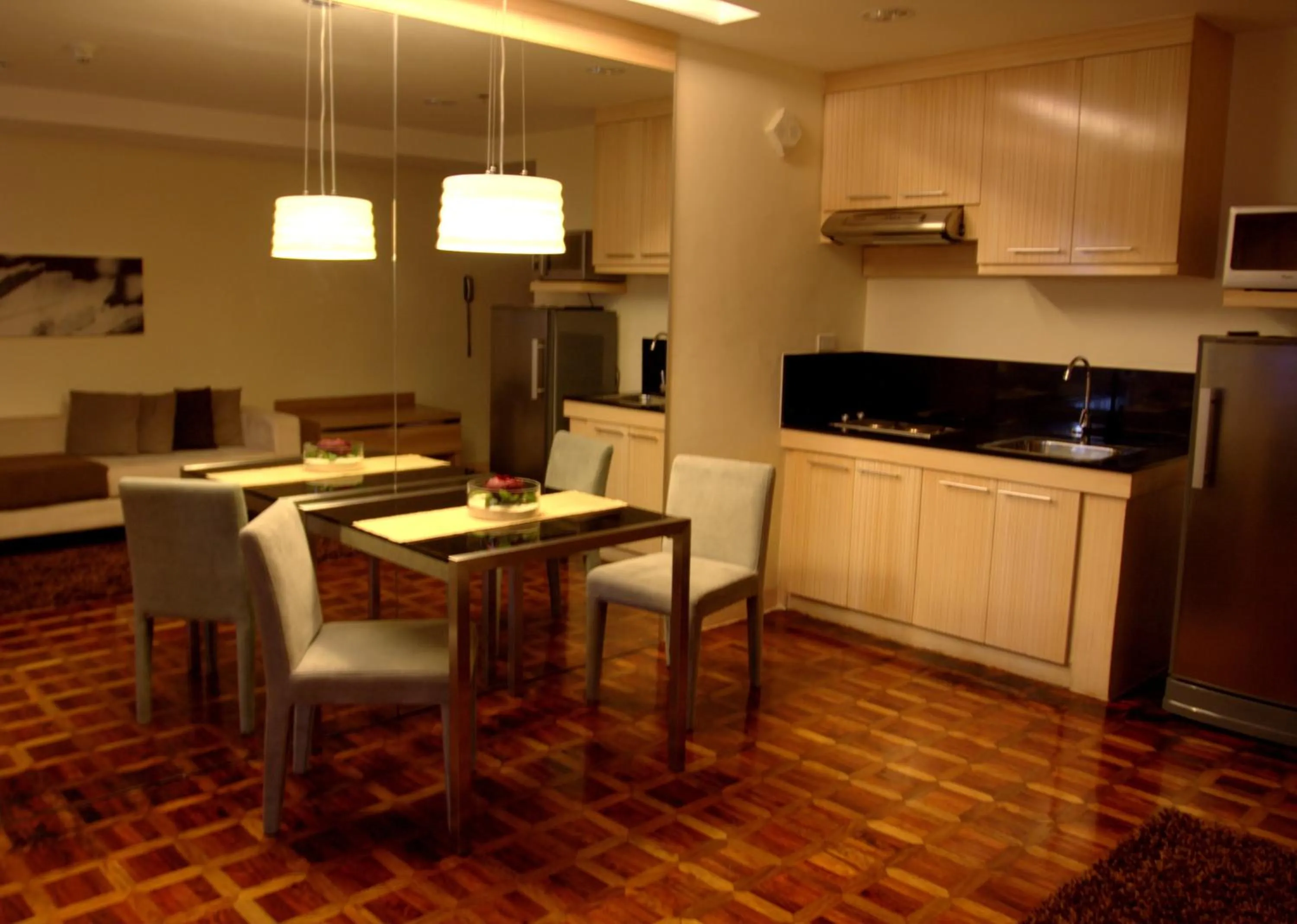 Kitchen or kitchenette in Prince Plaza II Condotel