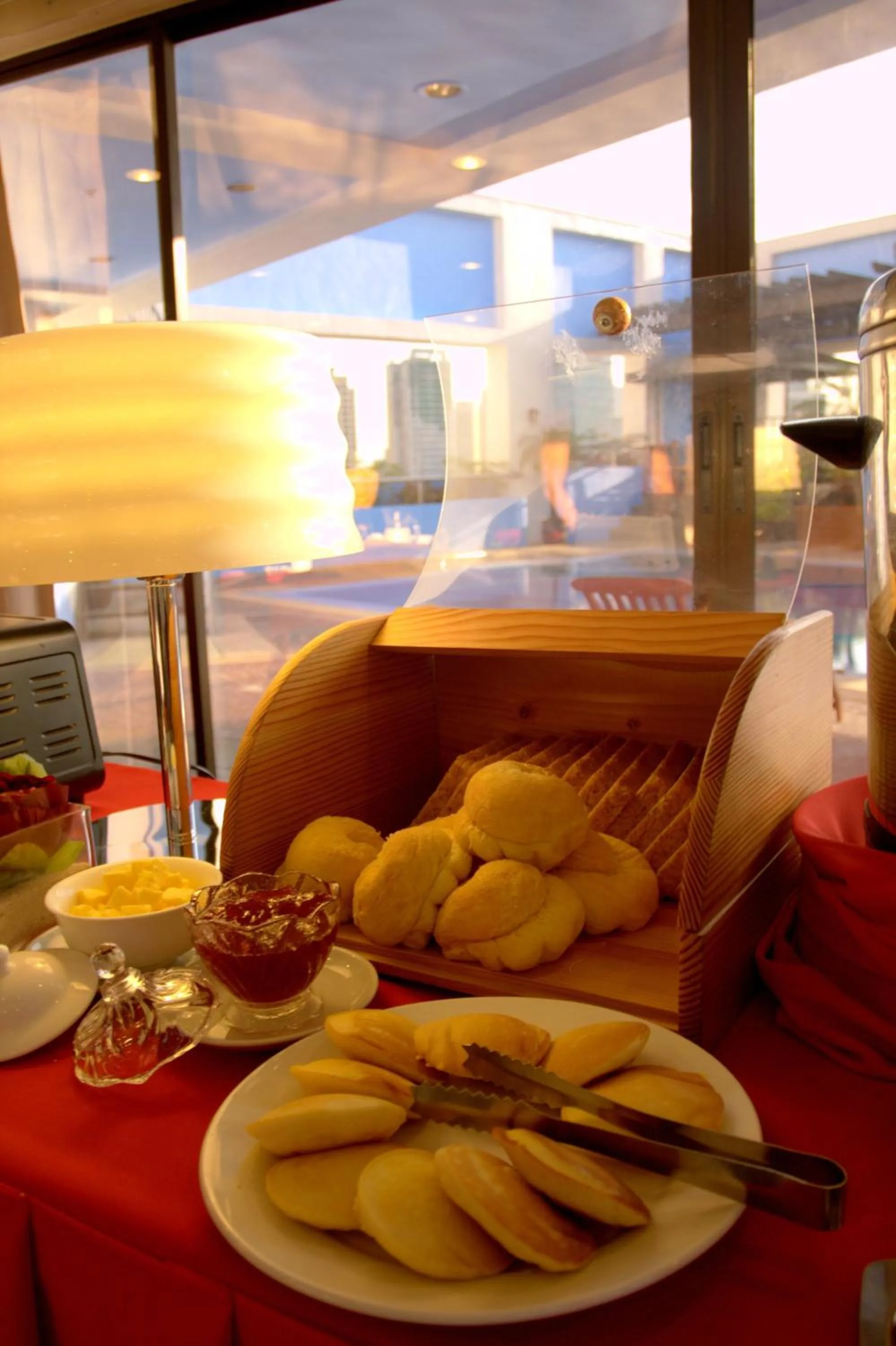 Food in Prince Plaza II Condotel