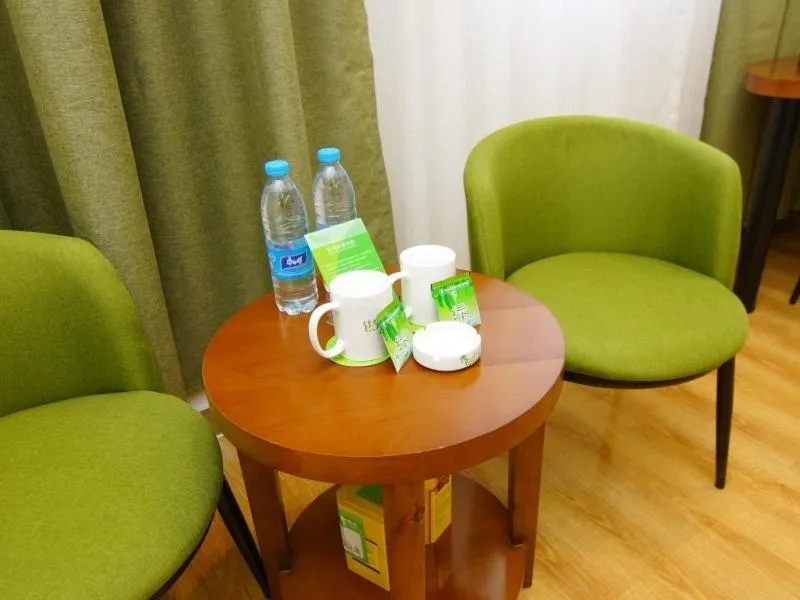 Vatica AnHui Fuyang Linquan South Jiefang Hotel.