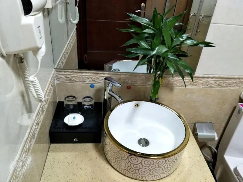 GreenTree Alliance Tacheng City Wenqin Road Zuoan Sunshine Hotel