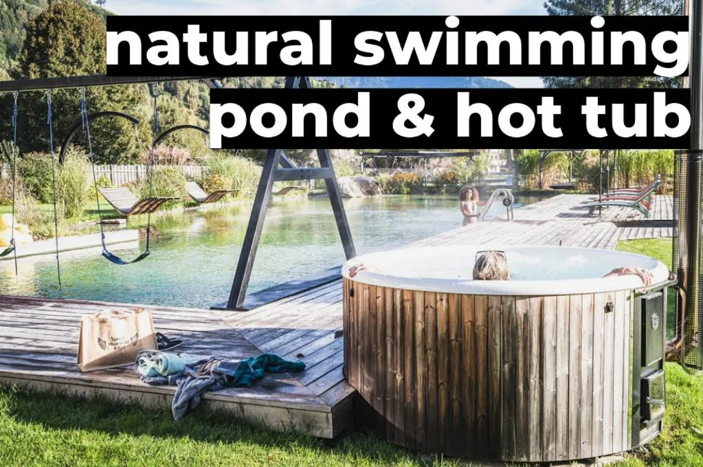 Hot Tub in Hotel Das Falkenstein