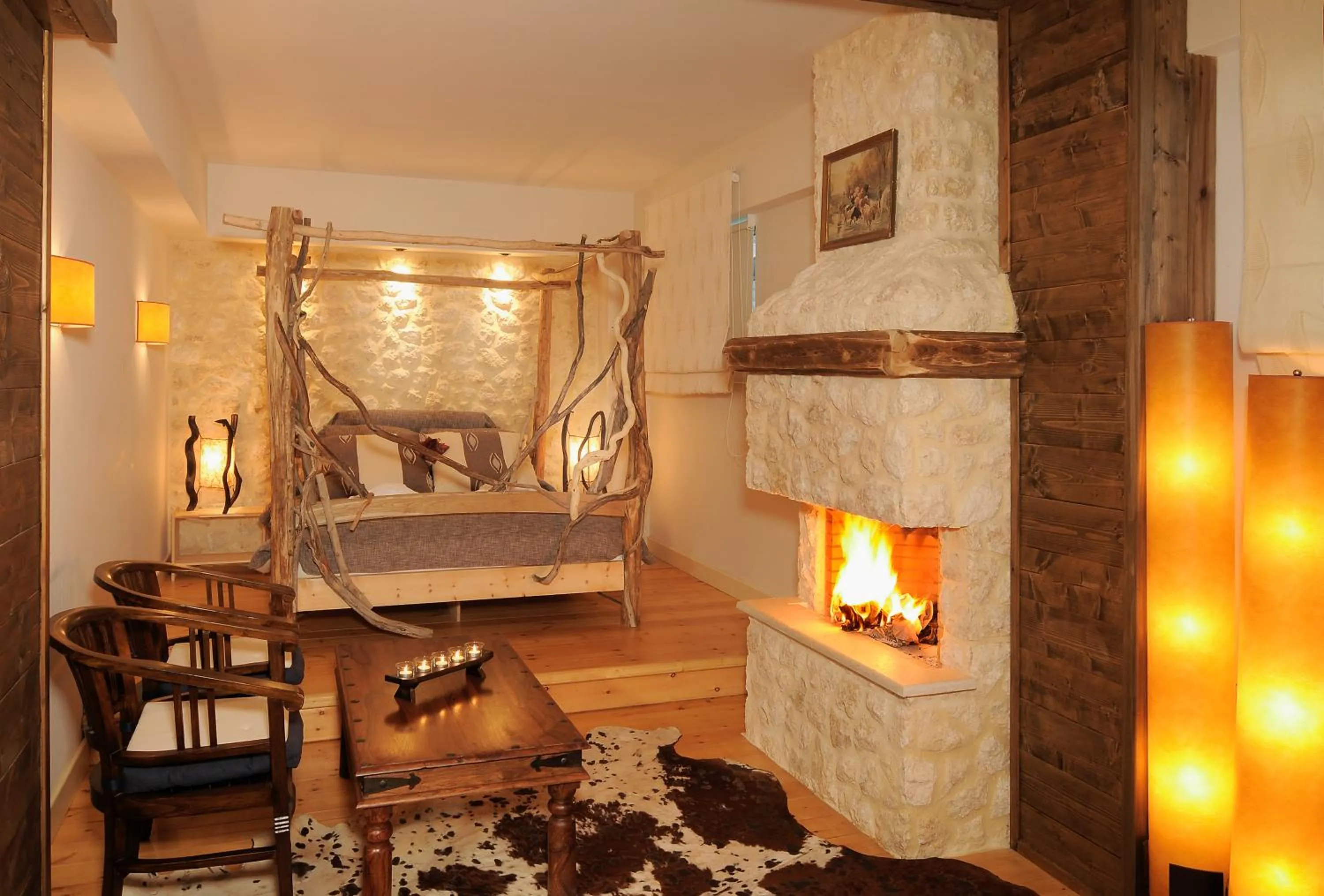 Shower in Vaela Hotel Cultural Resort