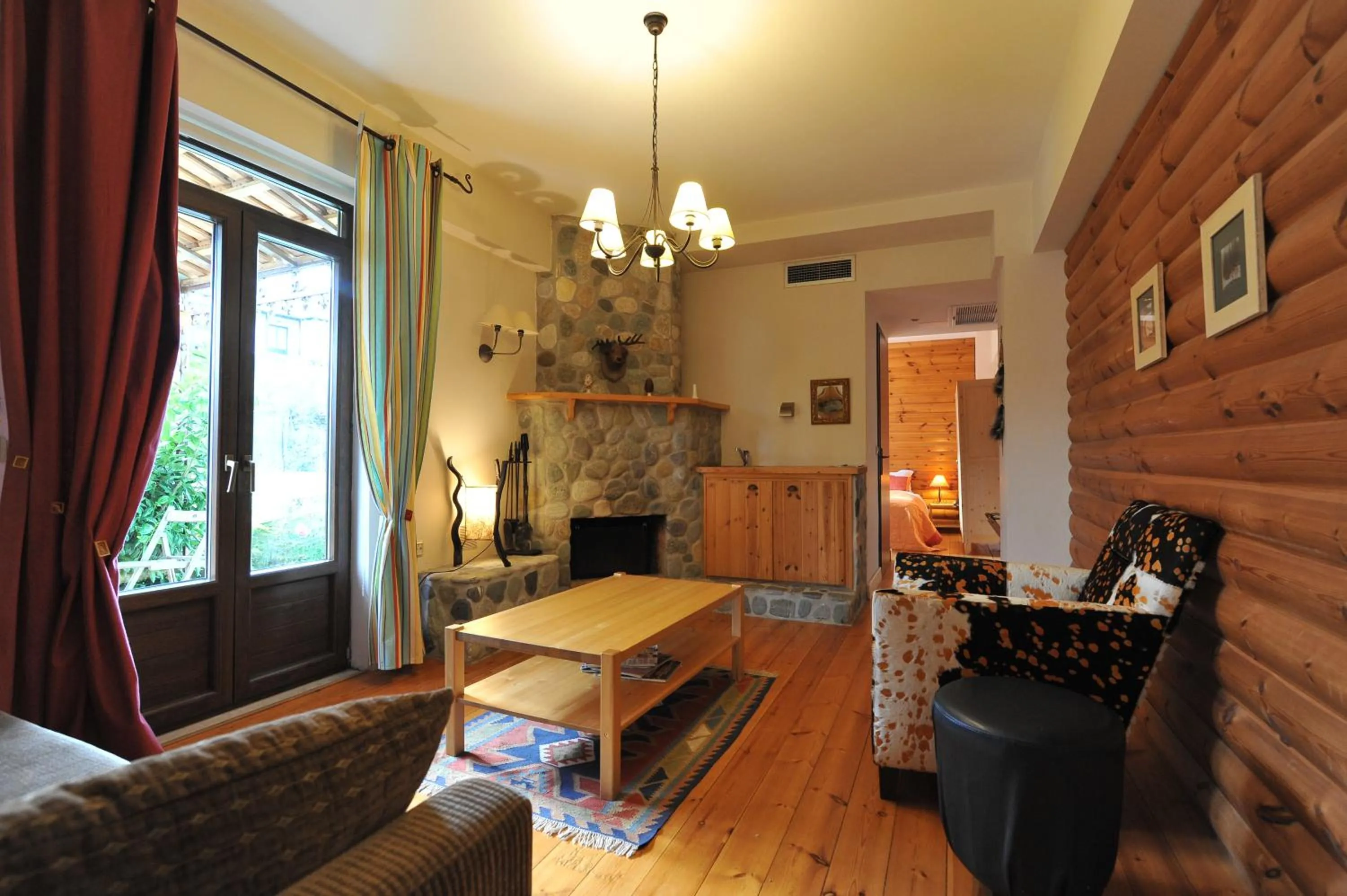 TV and multimedia in Vaela Hotel Cultural Resort