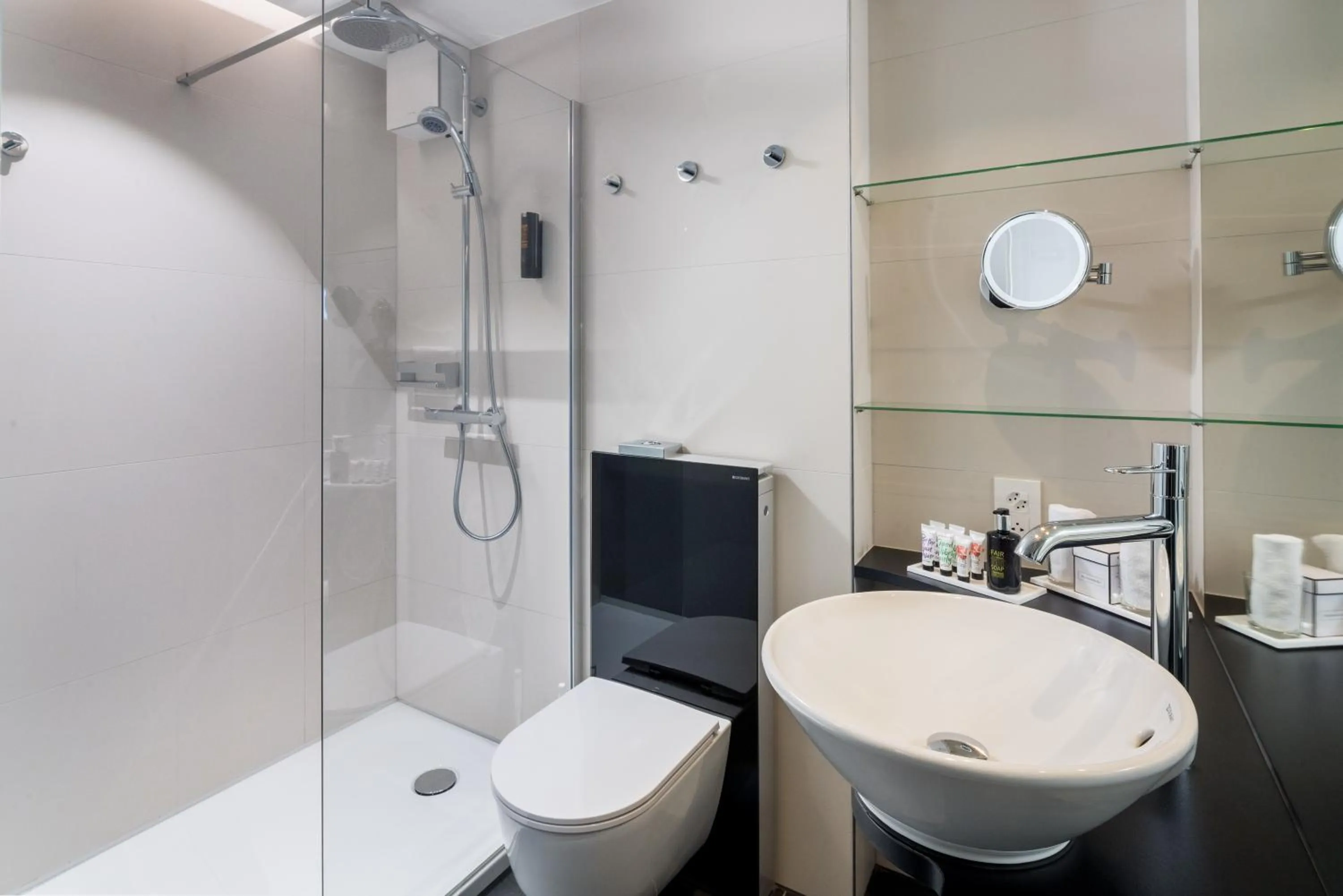 Bathroom in Seehotel Pilatus