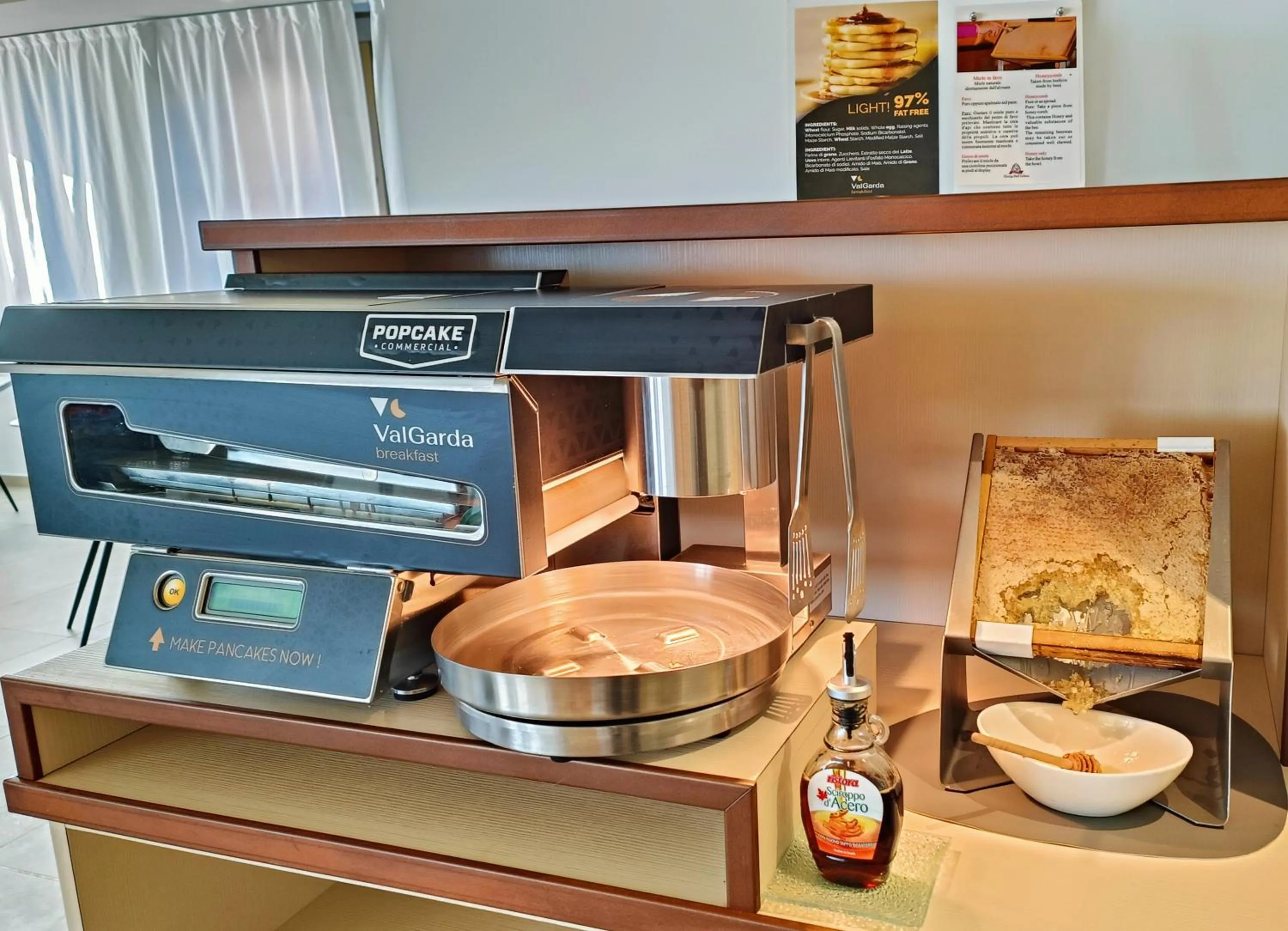 Breakfast in Hotel President