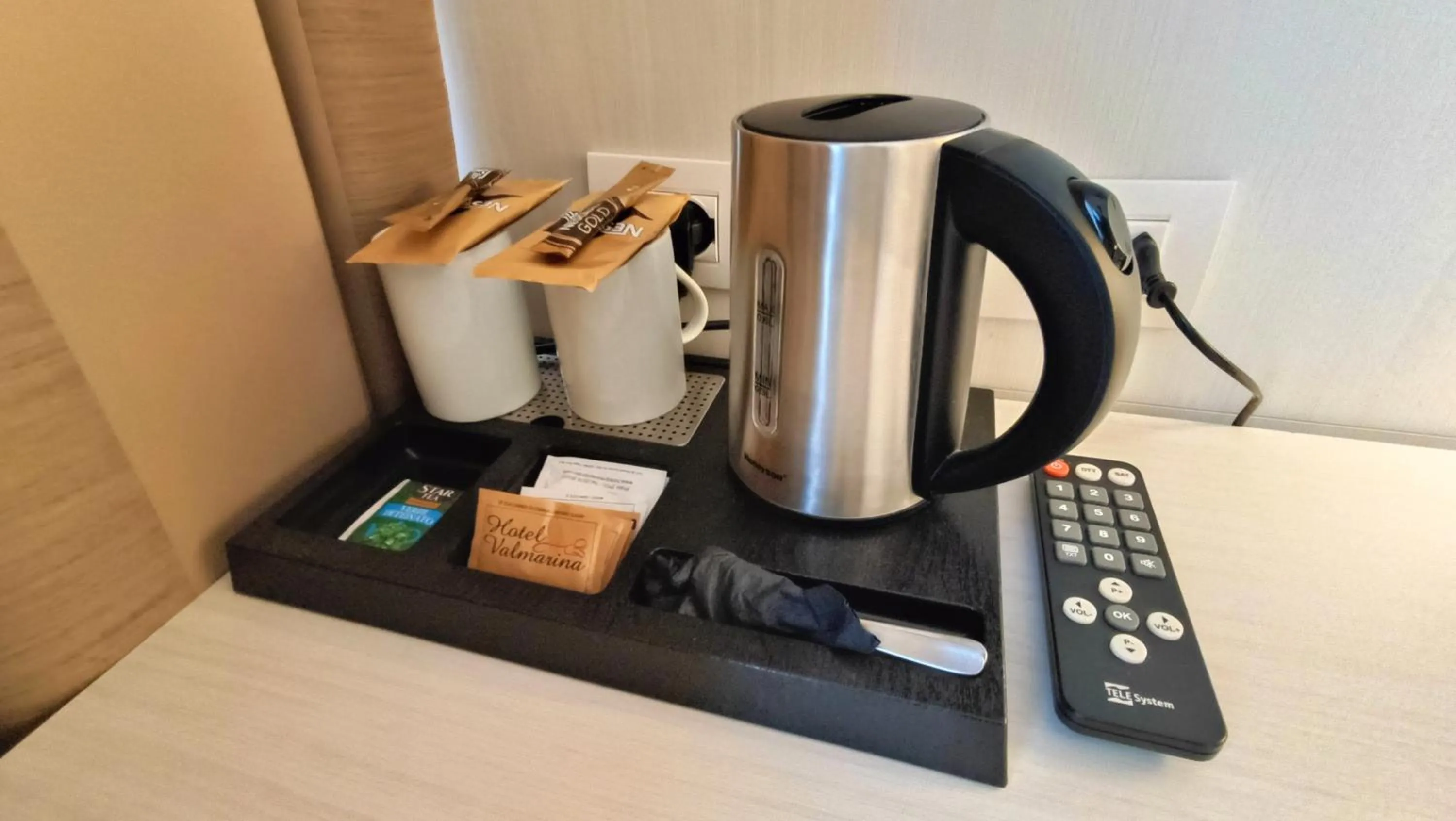 Coffee/tea facilities in Hotel President
