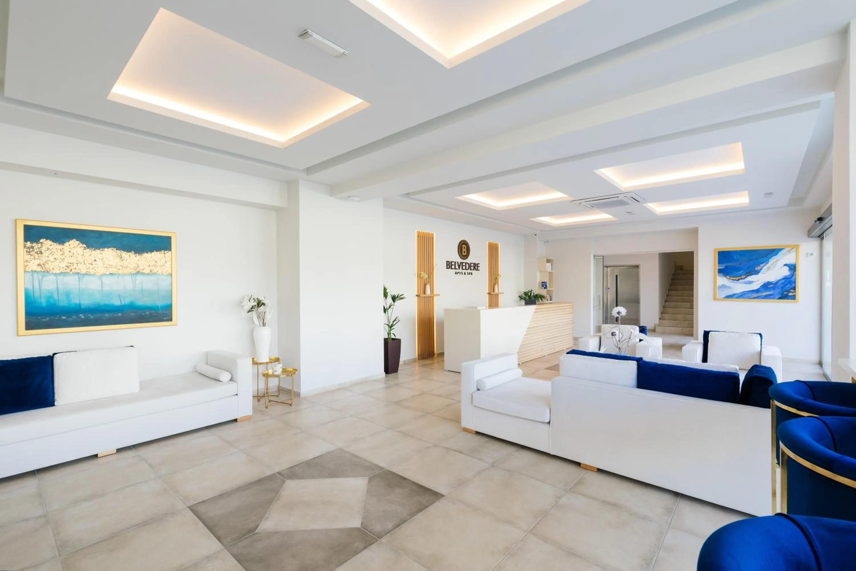 Lobby or reception in Belvedere Luxury Apartments & Spa