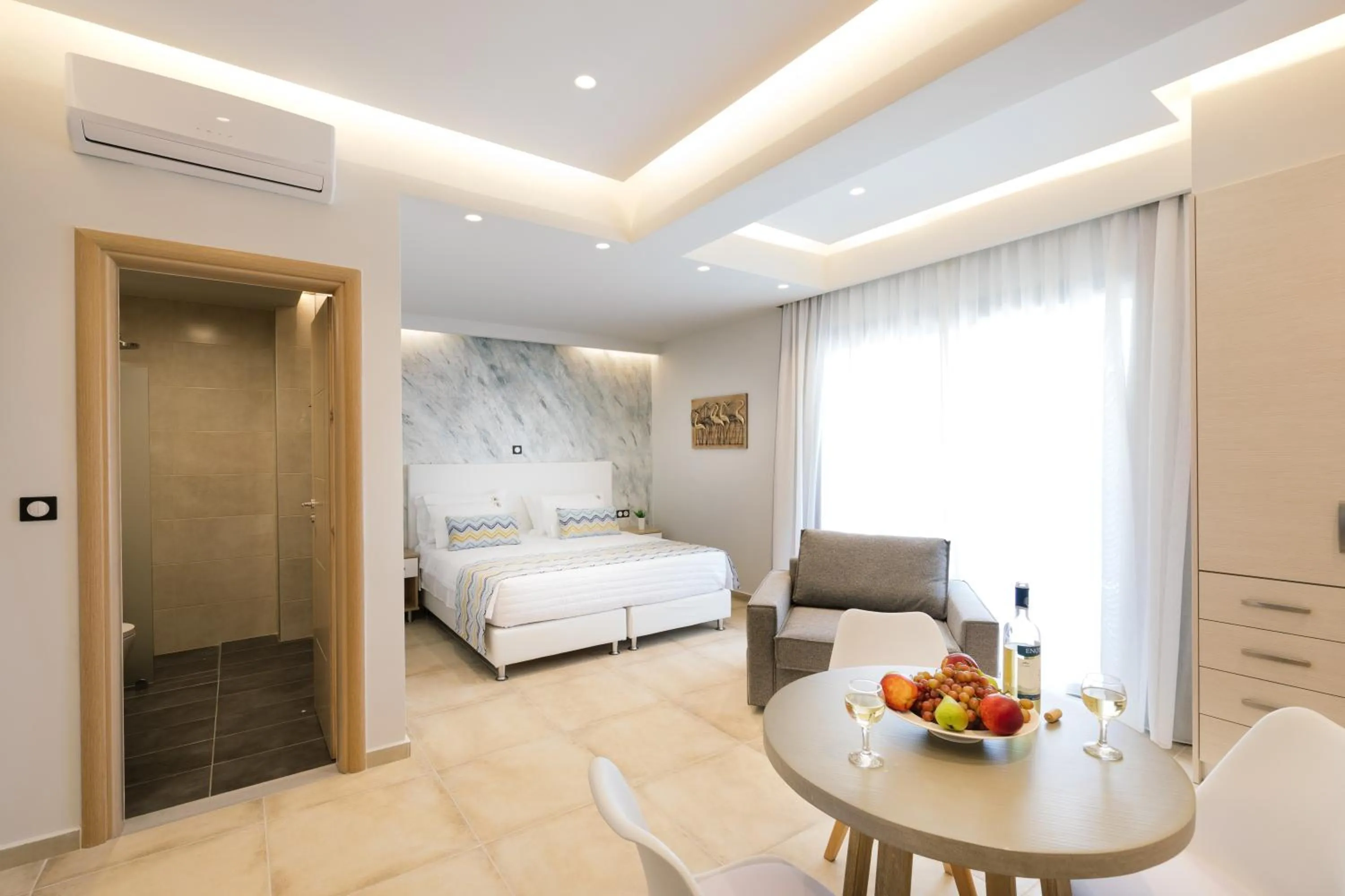 Bathroom, Bed in Belvedere Luxury Apartments & Spa