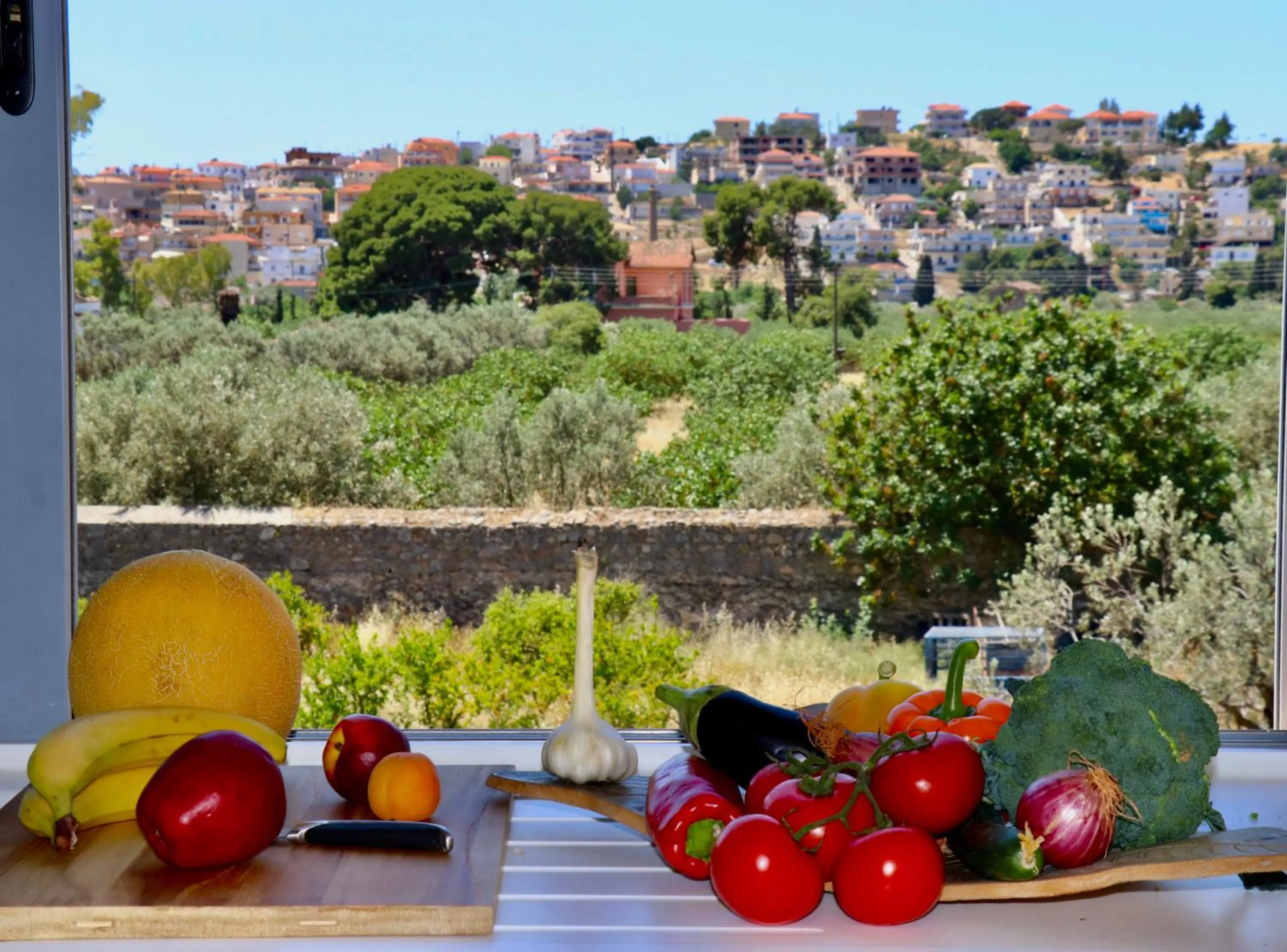 Food in Grand Bleu Apartments & Villas