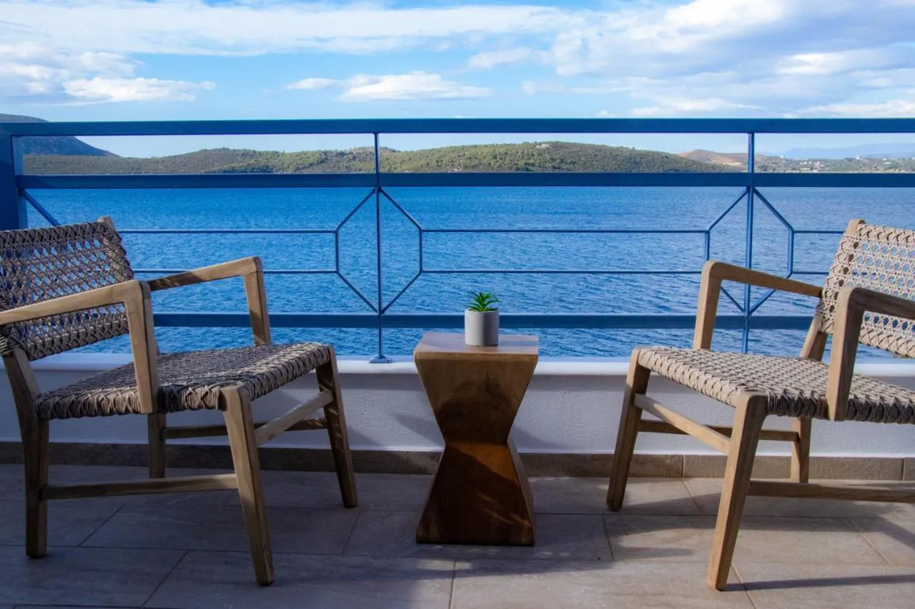 Grand Bleu Apartments & Villas