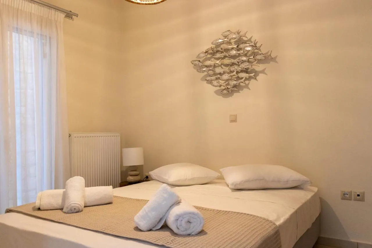 Bedroom, Bed in Grand Bleu Apartments & Villas