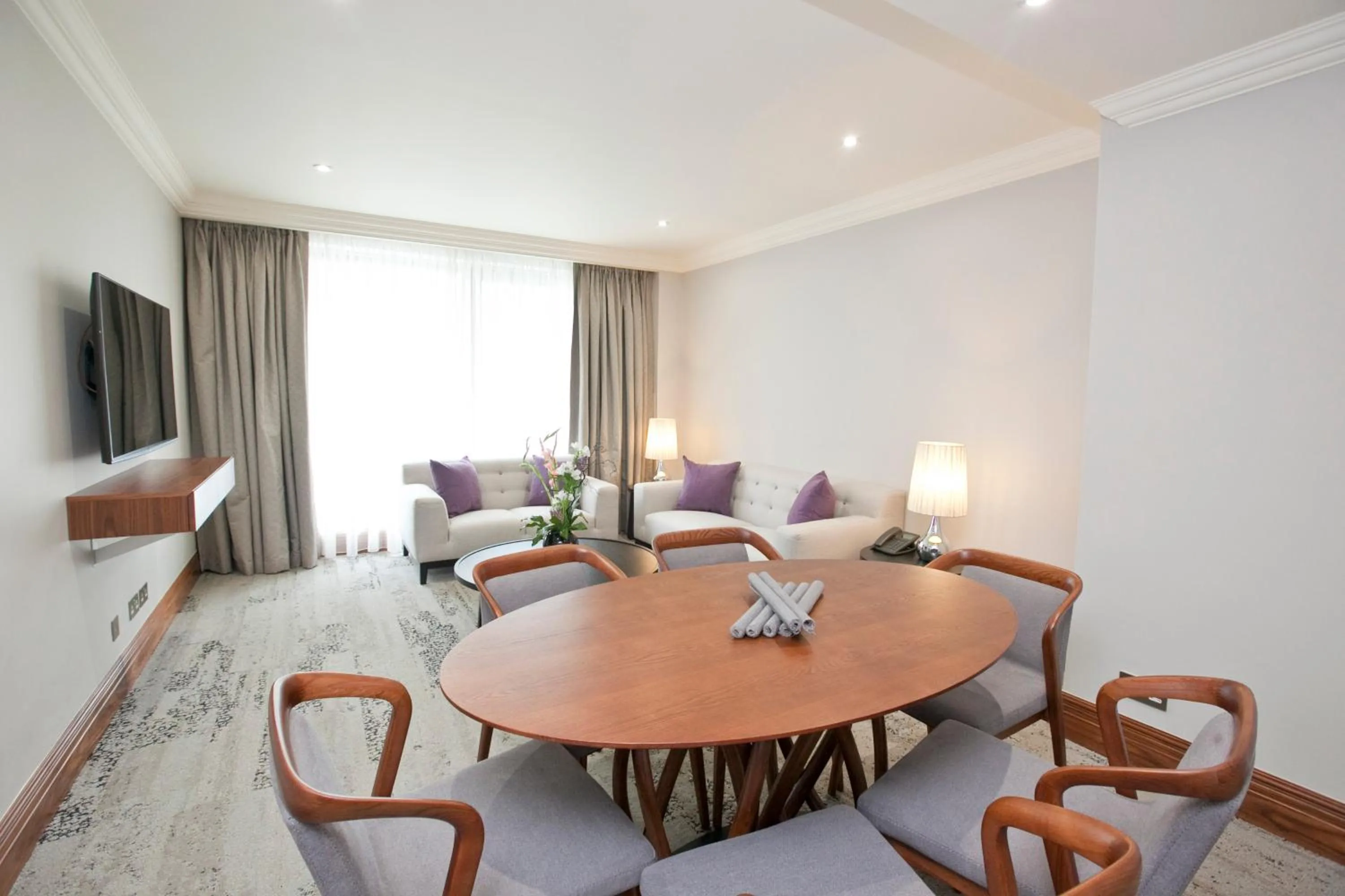 TV and multimedia in Sanctum Maida Vale