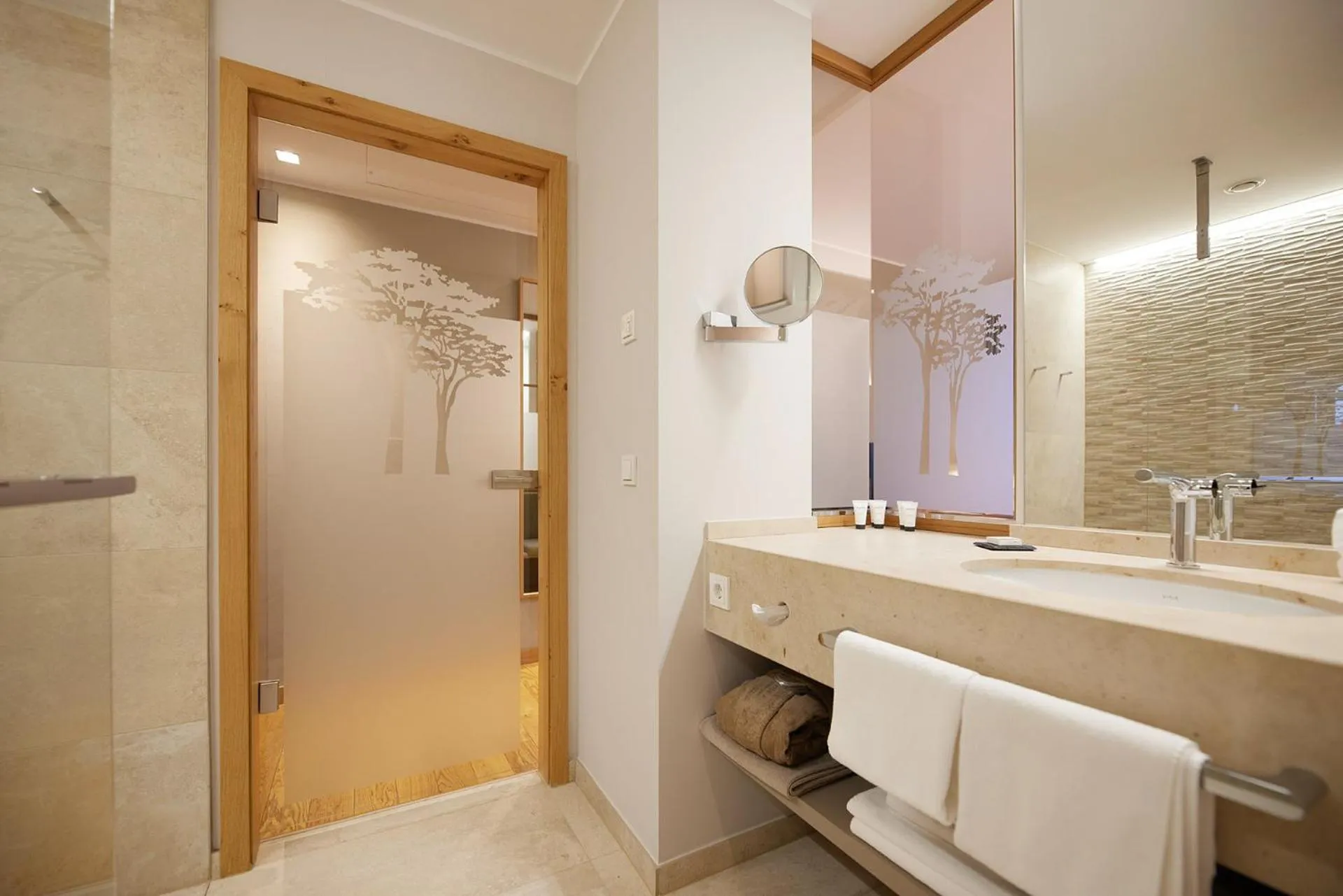 Bathroom in Hotel Rittergut Stoermede