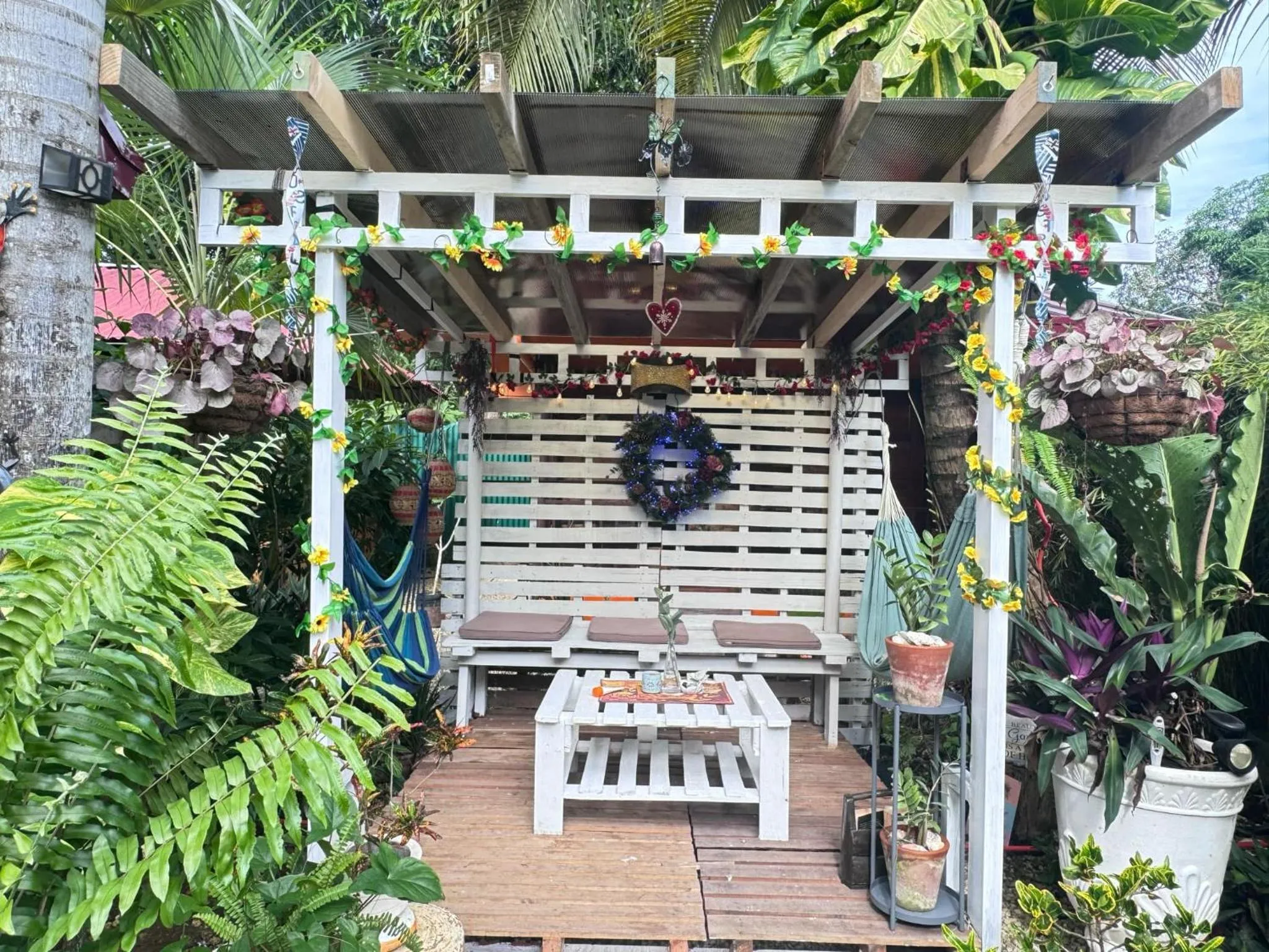 Patio in Adriana's Place Tropical Guesthouse