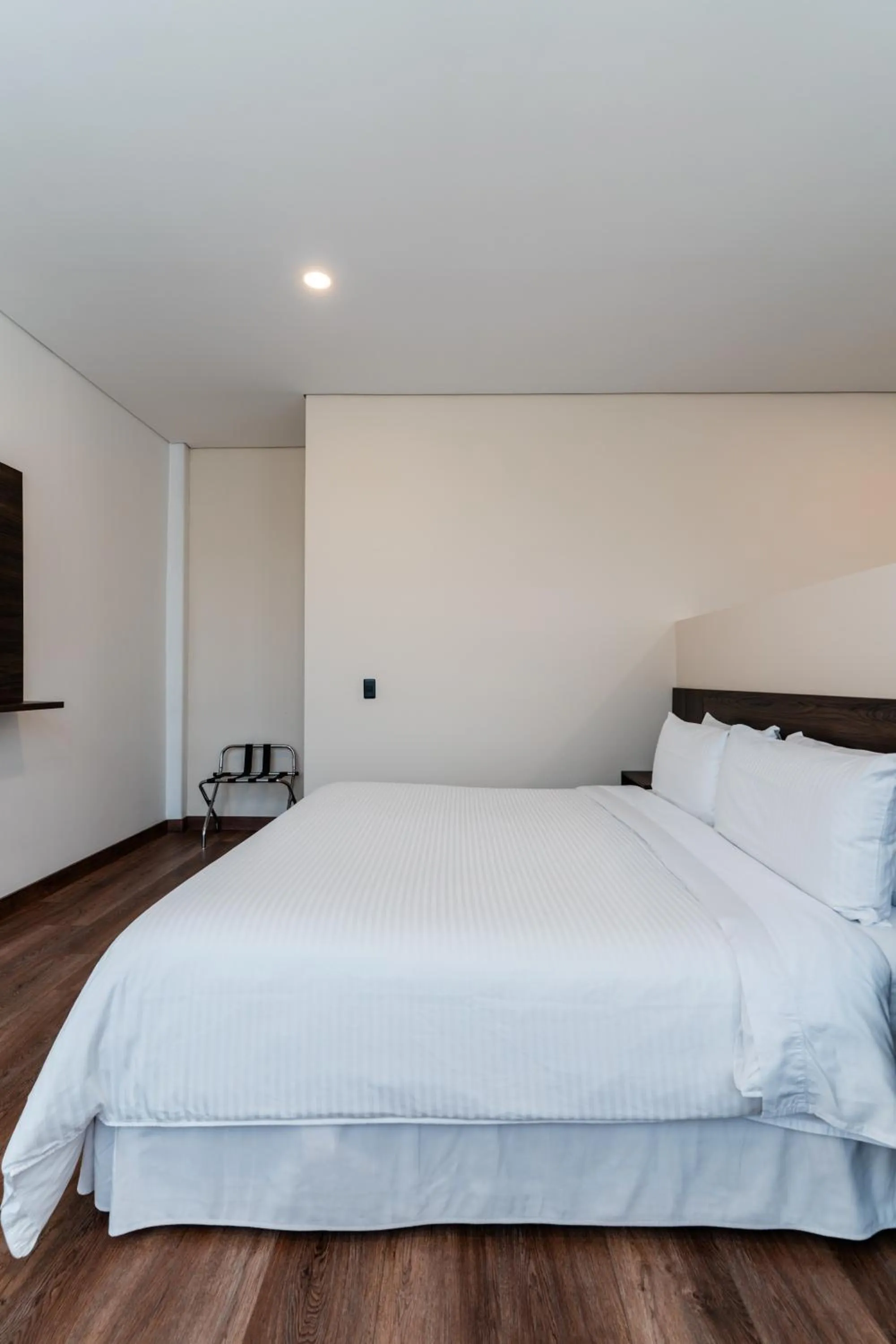 Bed in Best Western Plus Hotel San Diego