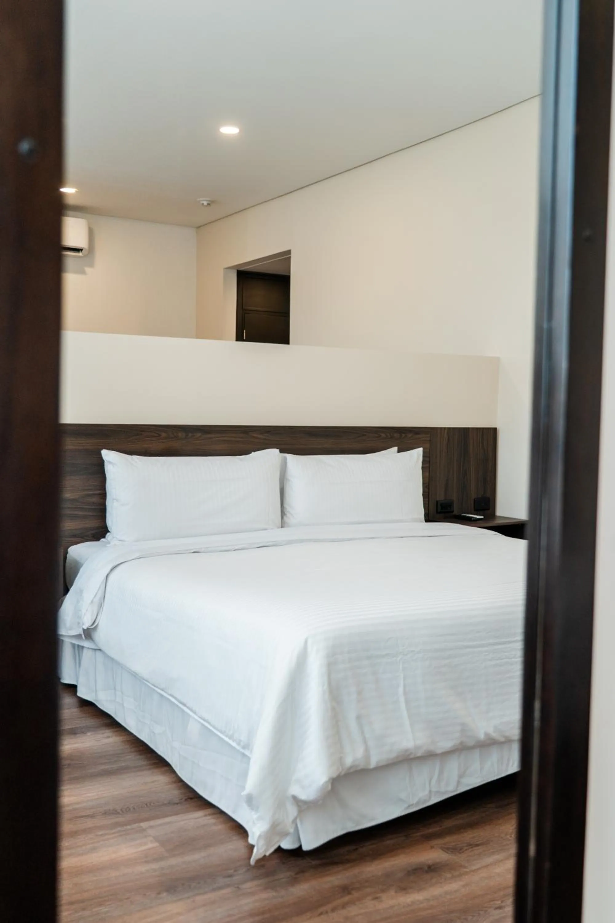 Bedroom, Bed in Best Western Plus Hotel San Diego