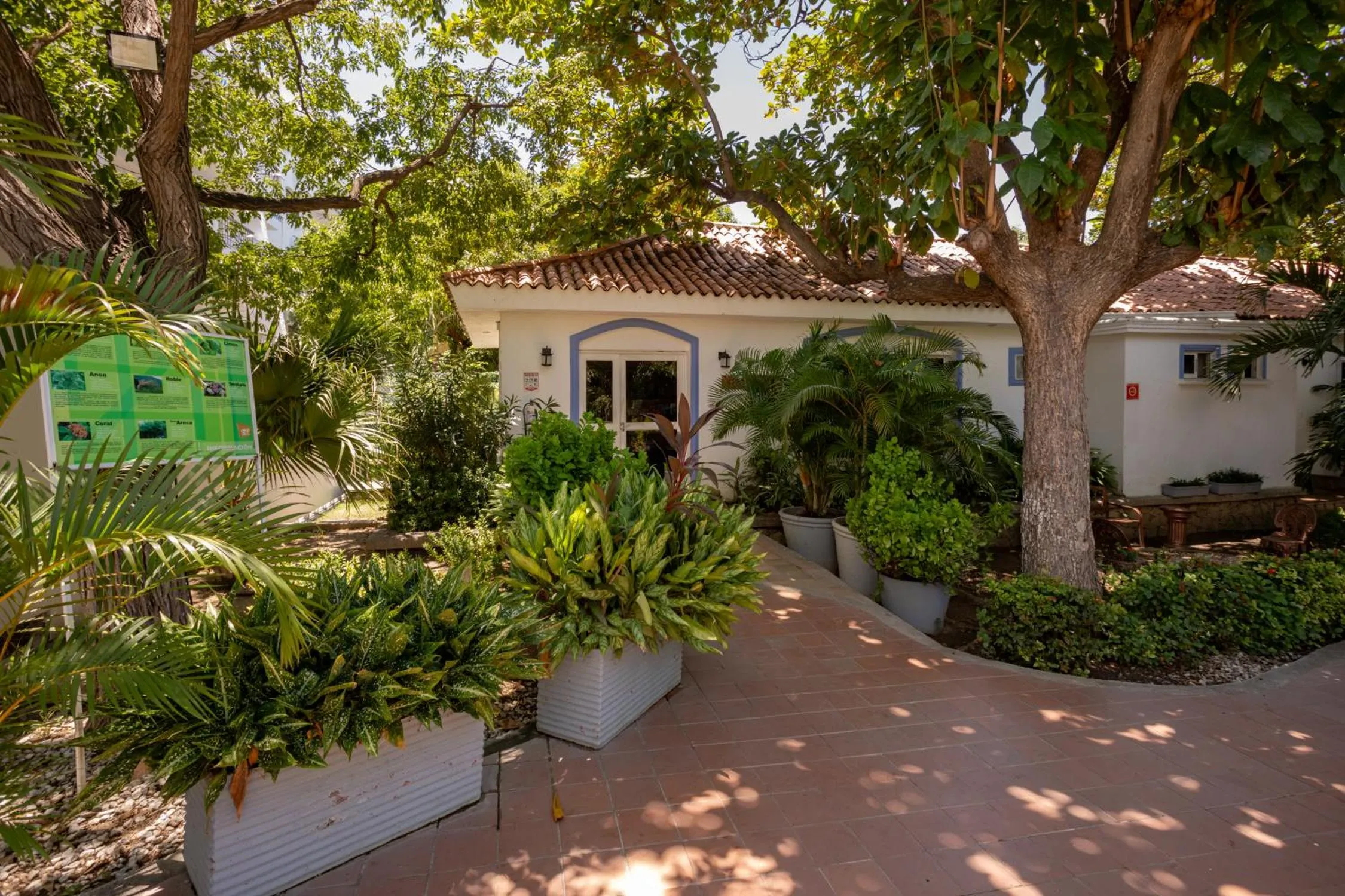 Property building in GHL Relax Hotel Costa Azul