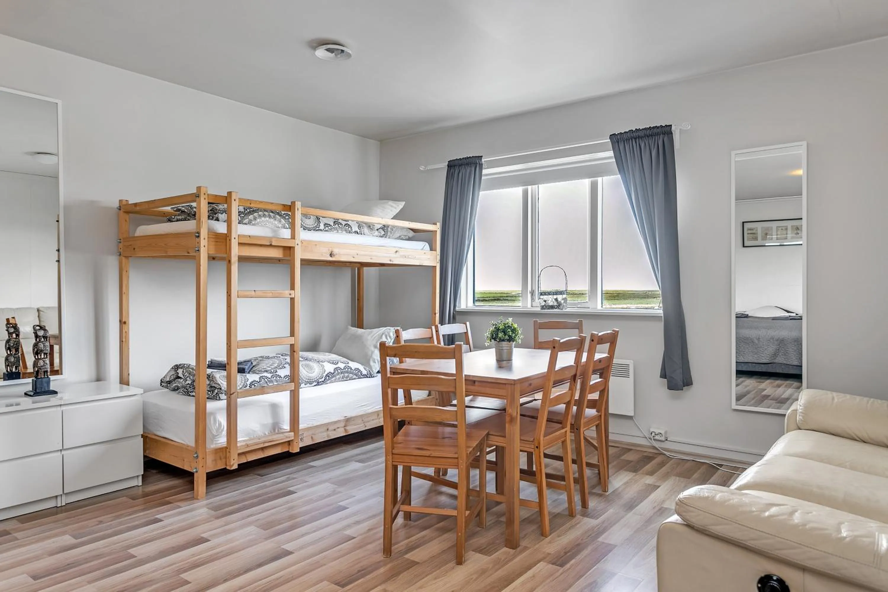 Photo of the whole room, Bed in Guesthouse Vatnsholt